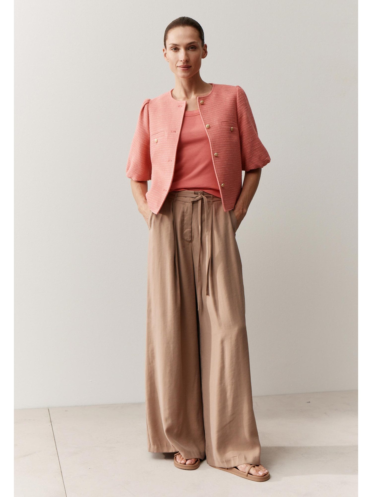 MORE&MORE Kurzblazer femininer, edler Kurzblazer, Ballonärmel