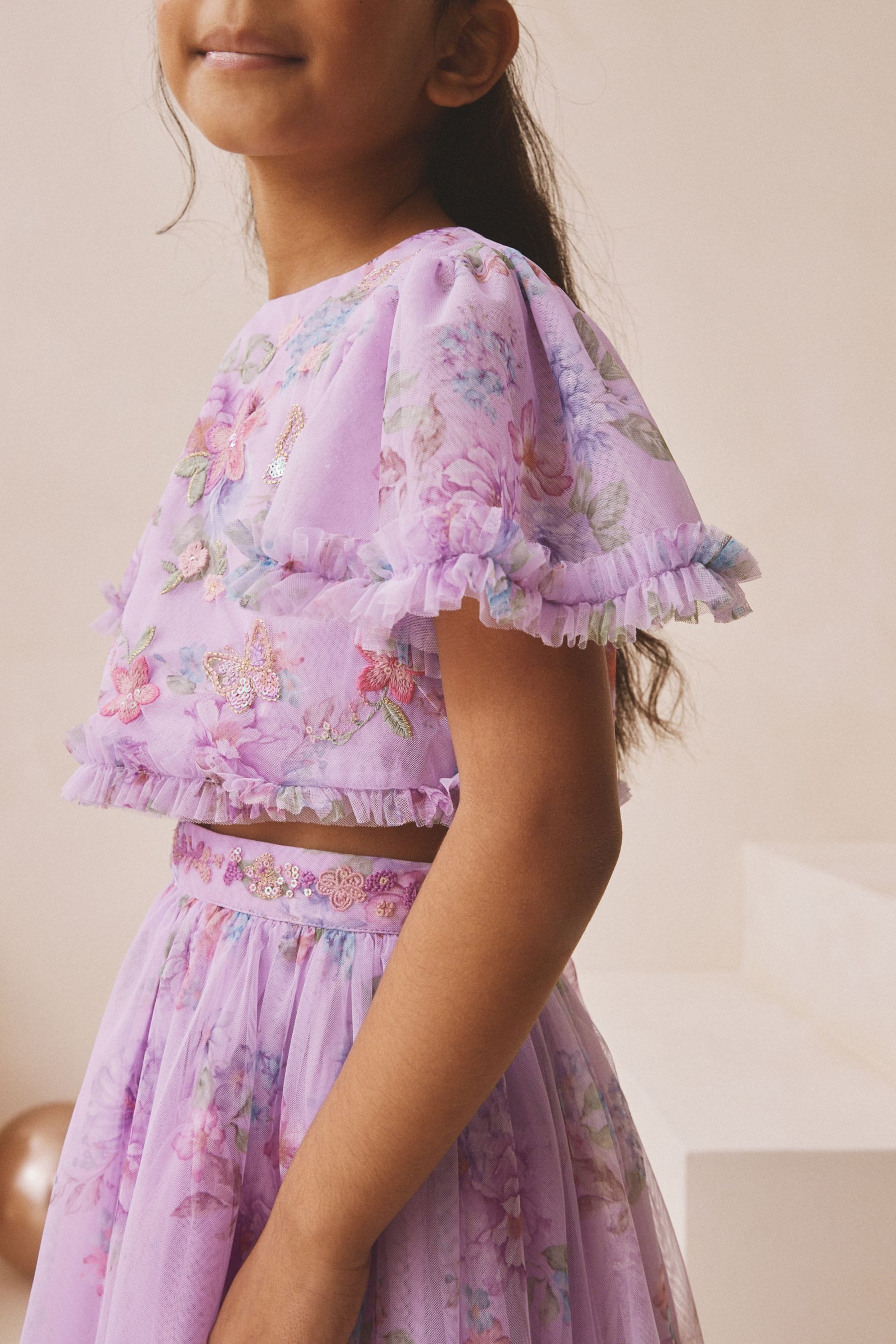 Next Top & Rock Lehenga Oberteil und Rock mit Blumenverzierung (2-tlg)