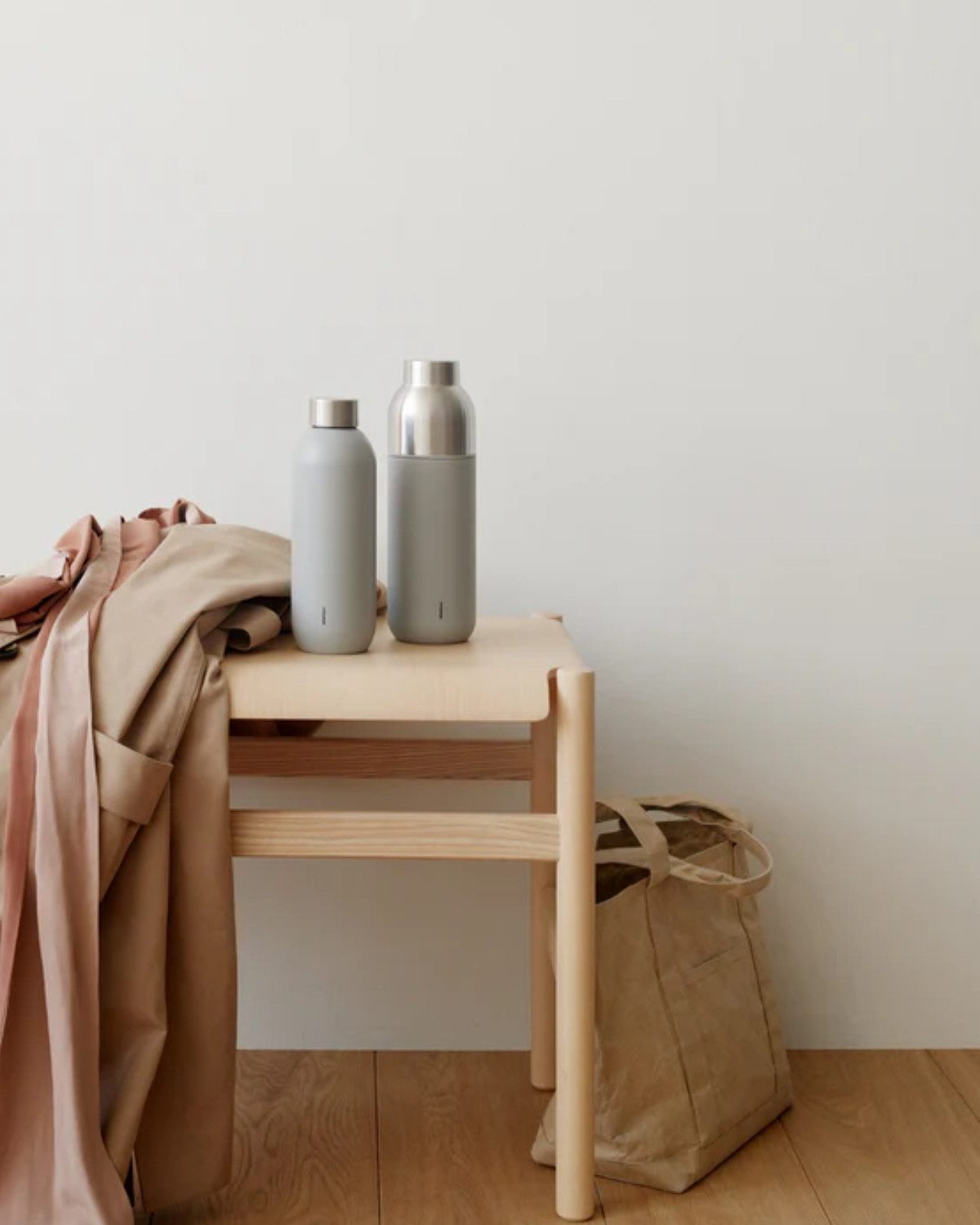 Stelton Thermobecher Stelton Keep Cool Isolierflasche 600 ml, Edelstahl, pulverlackiert,PP Kunststoff,Silikone