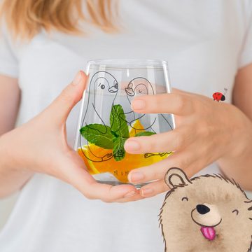 Mr. & Mrs. Panda Cocktailglas Pinguine trösten - Transparent - Geschenk, Geschenk für Freundin, Ehe, Premium Glas, Einzigartige Gravur