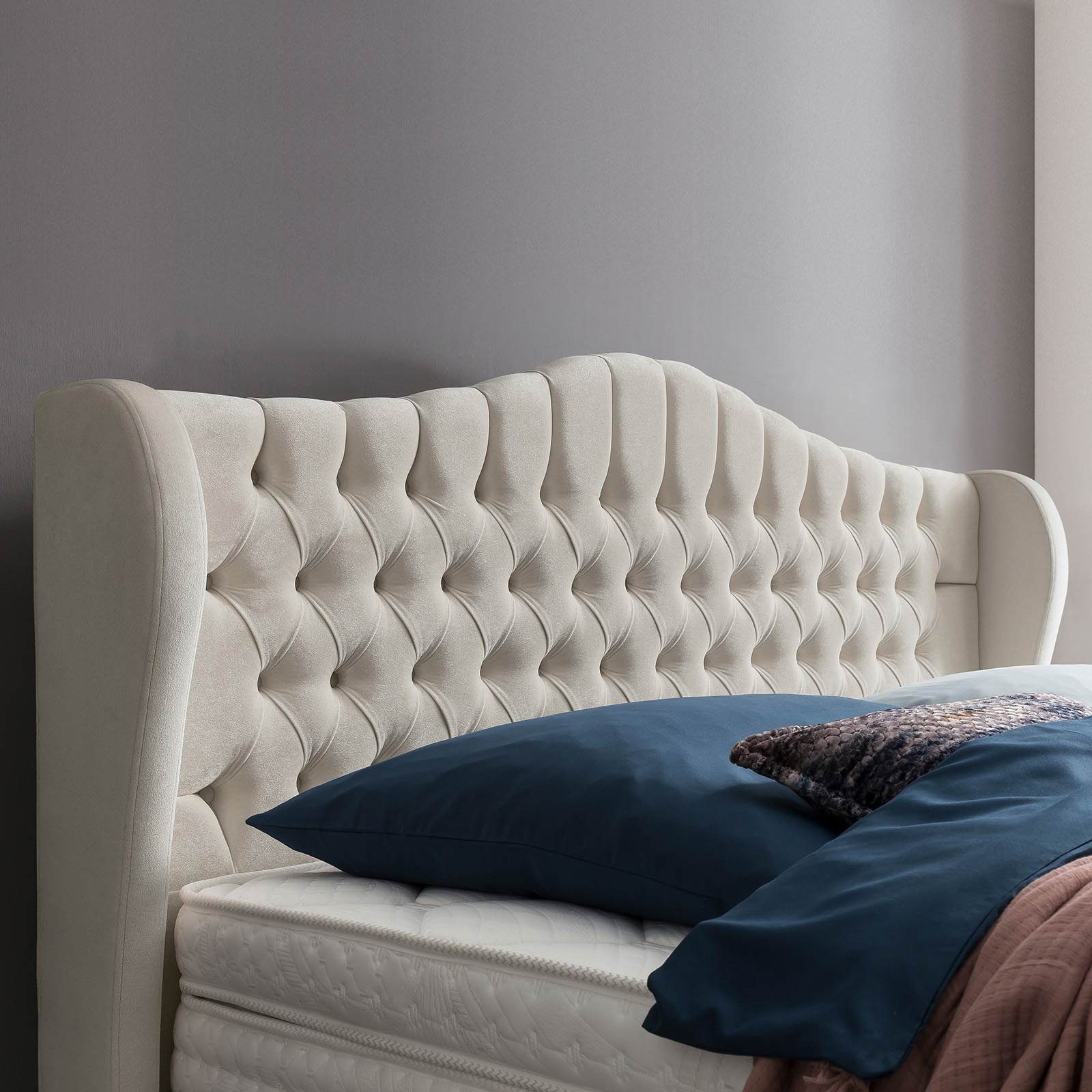 BettCo Boxspringbett Maison (in Creme Samt, günstig online kaufen
