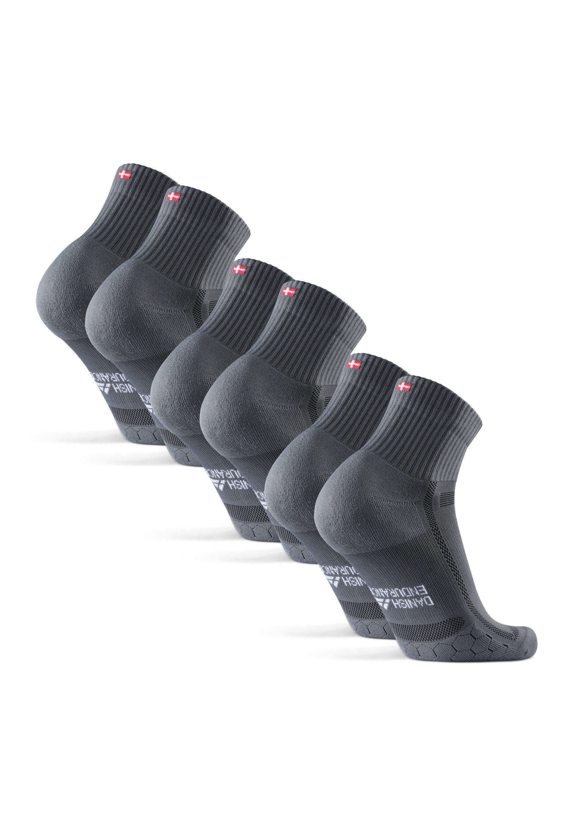 DANISH ENDURANCE Basicsocken Long Distance (3-Paar) rutschfeste Sportsocken, Ideal für Läufer, Anti-Blasen