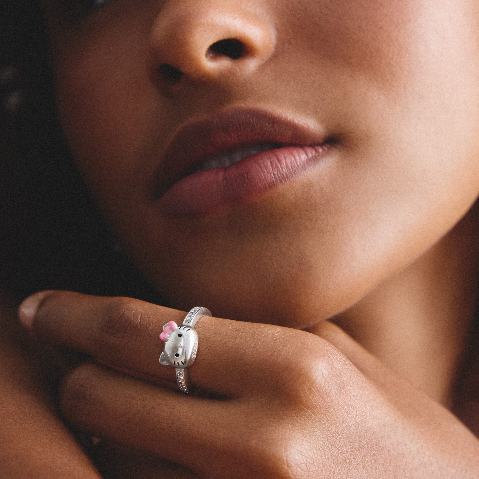 THOMAS SABO Fingerring THOMAS SABO ♡ Hello Kitty Ring, mit Zirkonia (synth) - Emaille