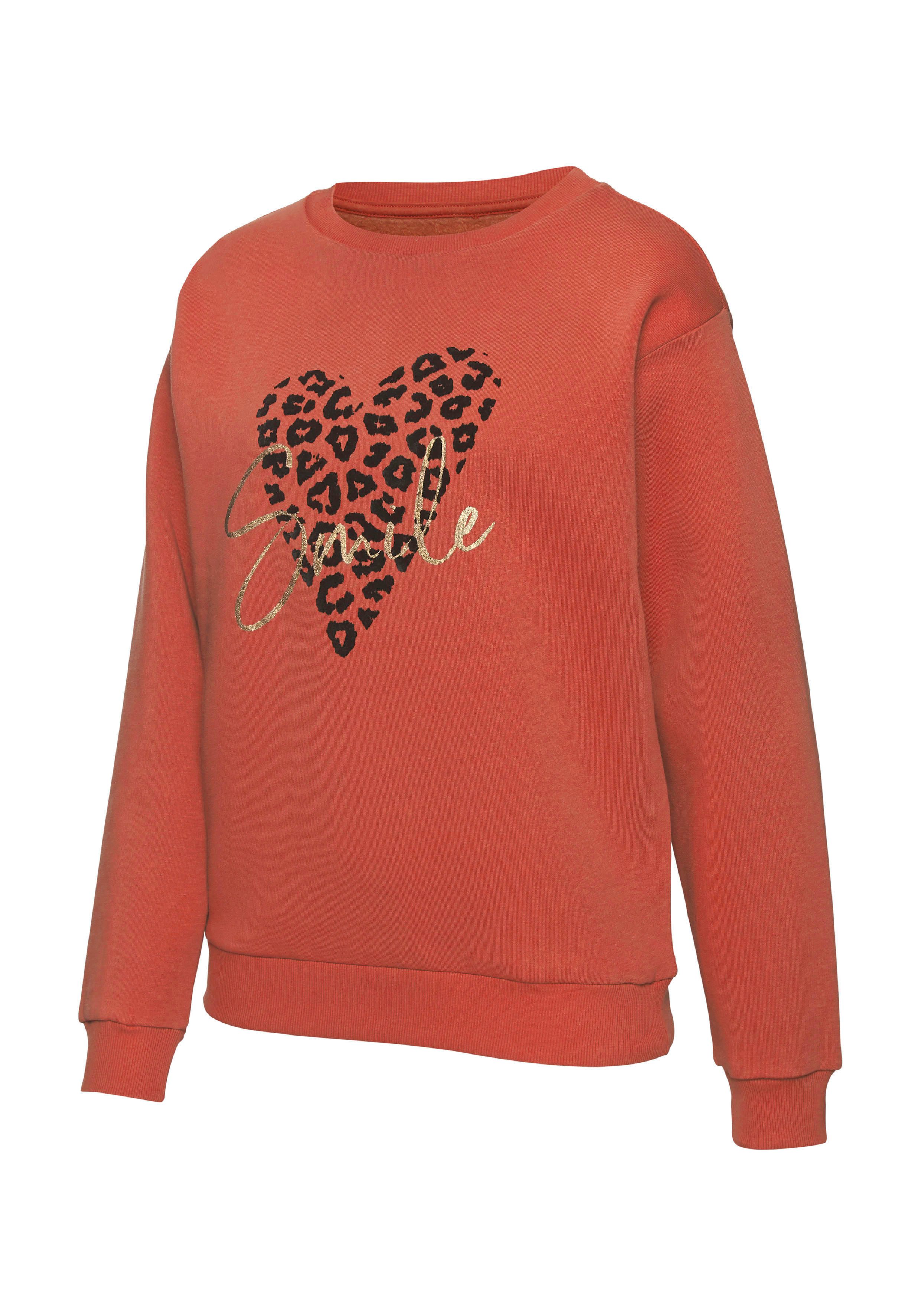 LASCANA Sweatshirt mit Herz-Leo-Druck, Loungewear