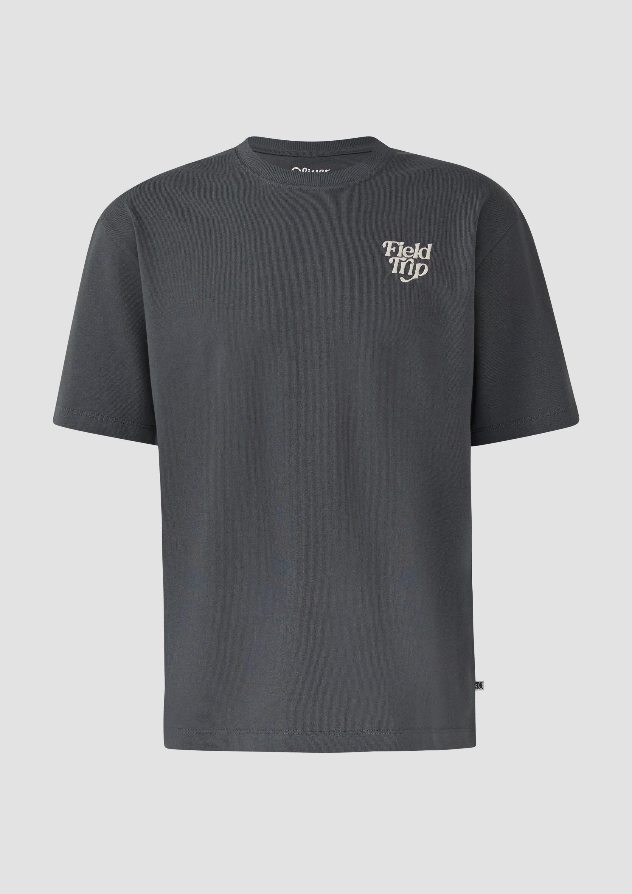 s.Oliver Kurzarmshirt T-Shirt Heavy Jersey T-Shirt im Relaxed Fit mit Stickerei