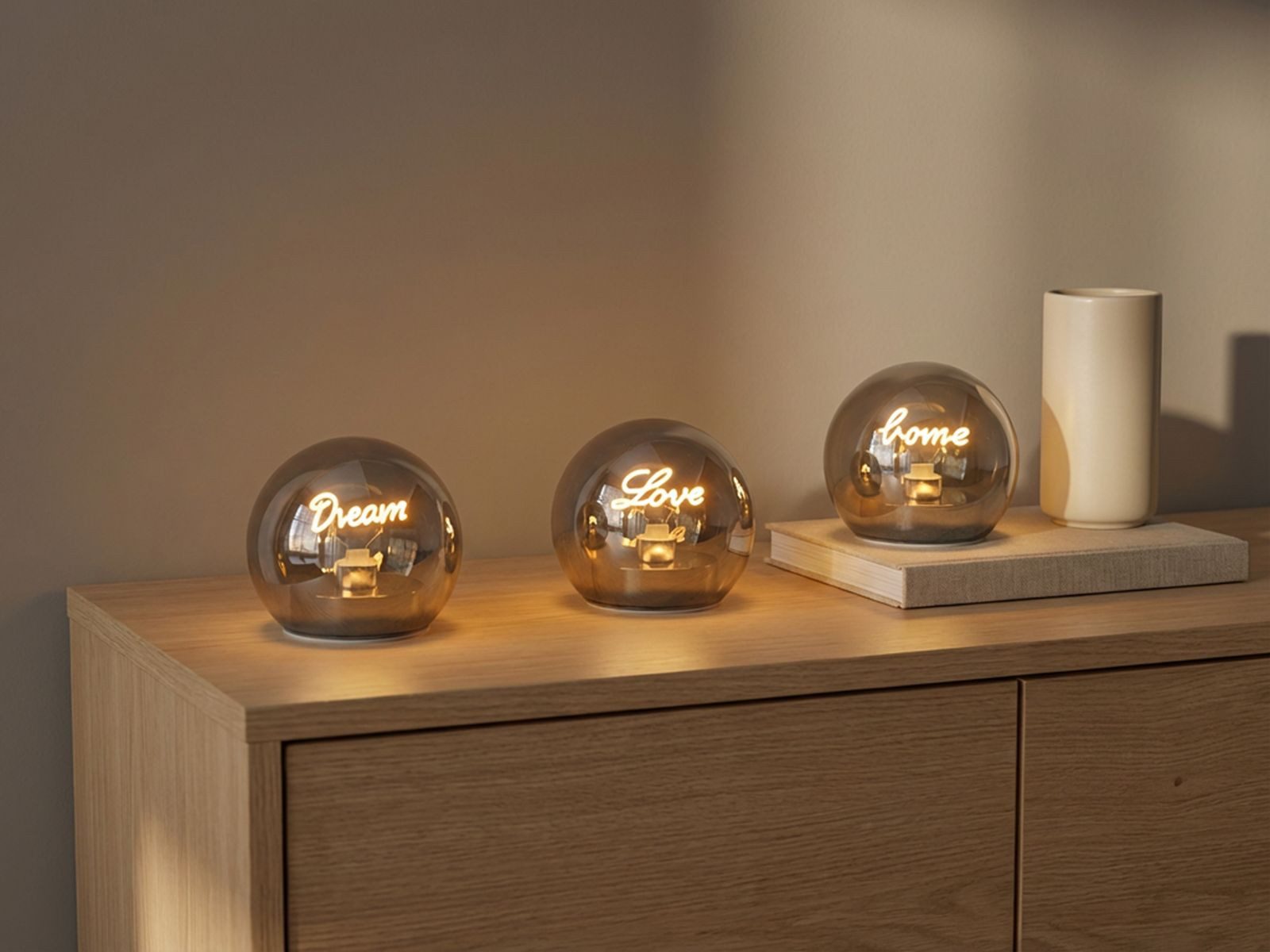formano LED Dekolicht Deko Set 3er Leuchtkugeln mit Schriftzug Dream + Love + Home 12 cm, LED fest integriert