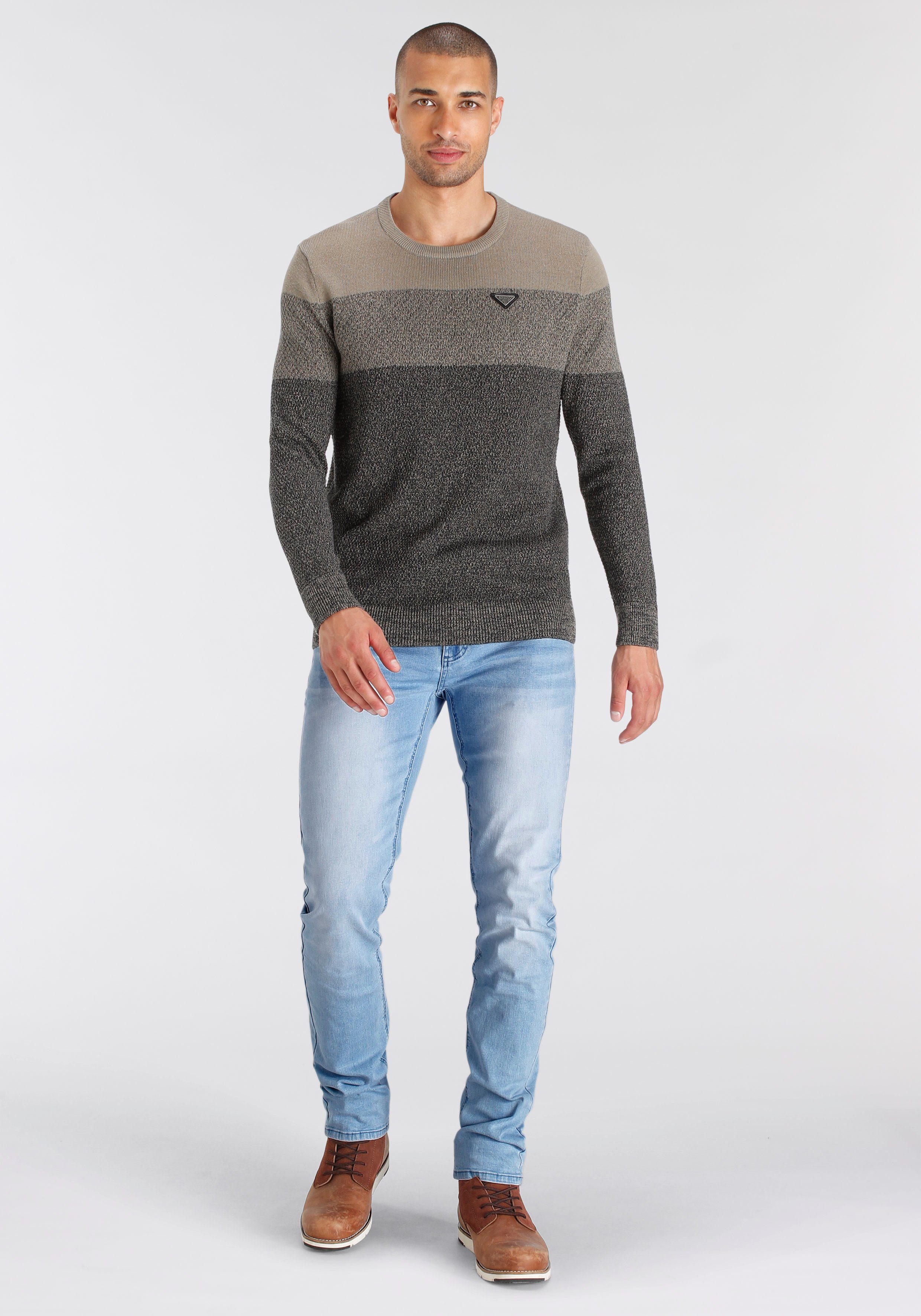 Bruno Banani Strickpullover im modischem Look