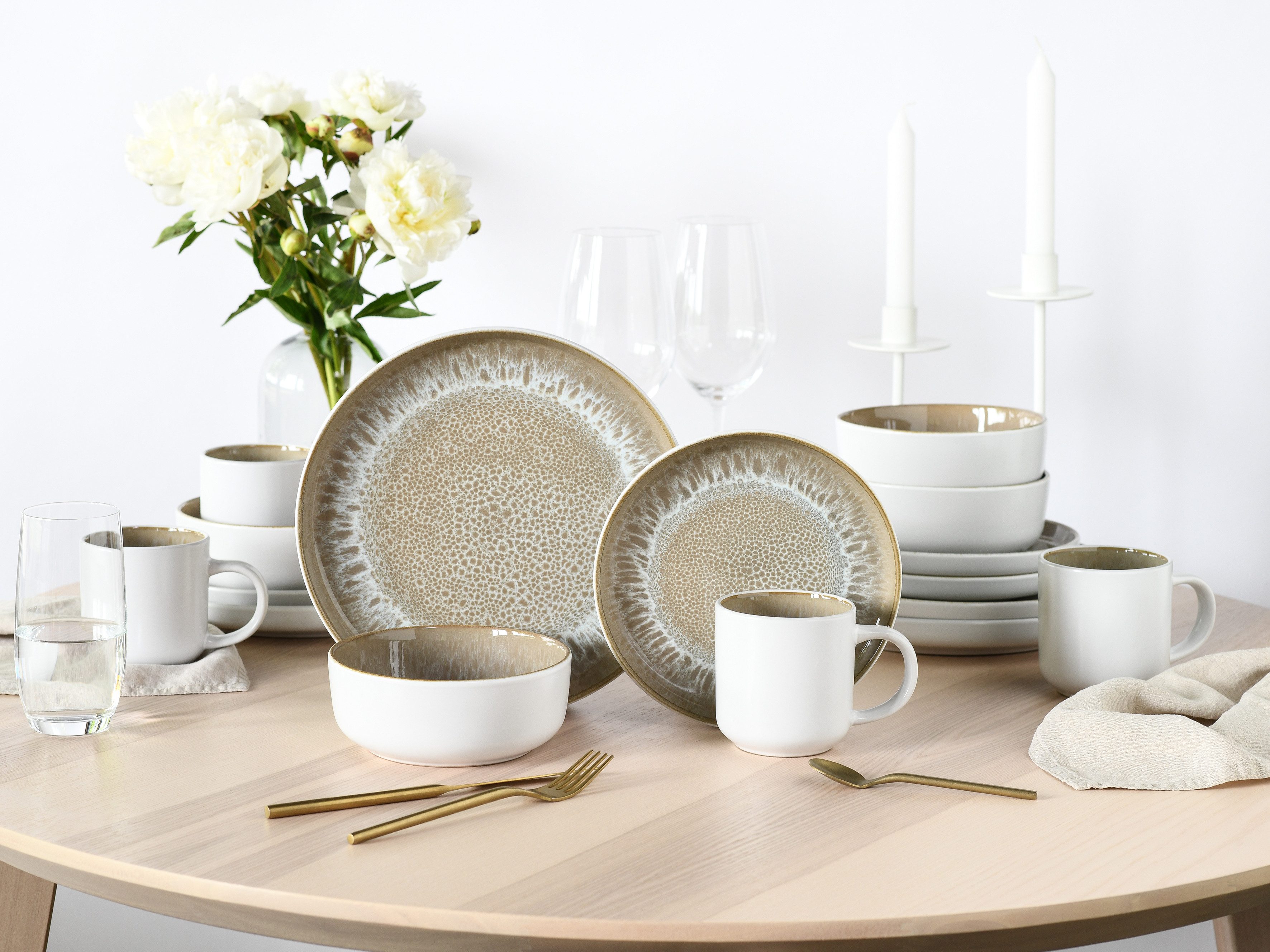 CreaTable Kombiservice Nordic Fjord, Service 16-tlg. (16-tlg), 4 Personen, Steinzeug, Reaktive Glasur, Einzigartiger Look