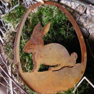 Rostikal Hängedekoration Osterdeko Hase im Osterei Metall Hängedeko (1 St), echter Rost