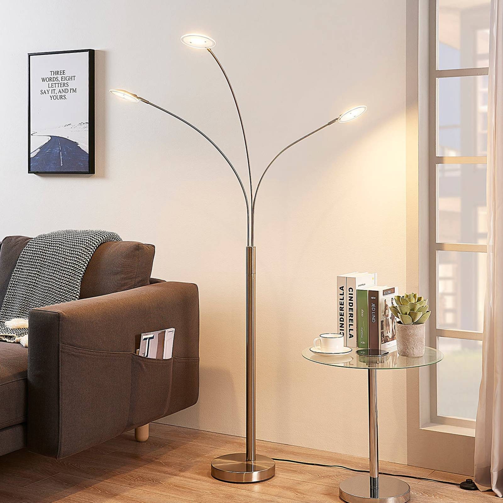 Lindby Stehlampe Anea, LED, Metall, Alu warmweiß IP20, 3 x 2,9 W LED, warmweiß