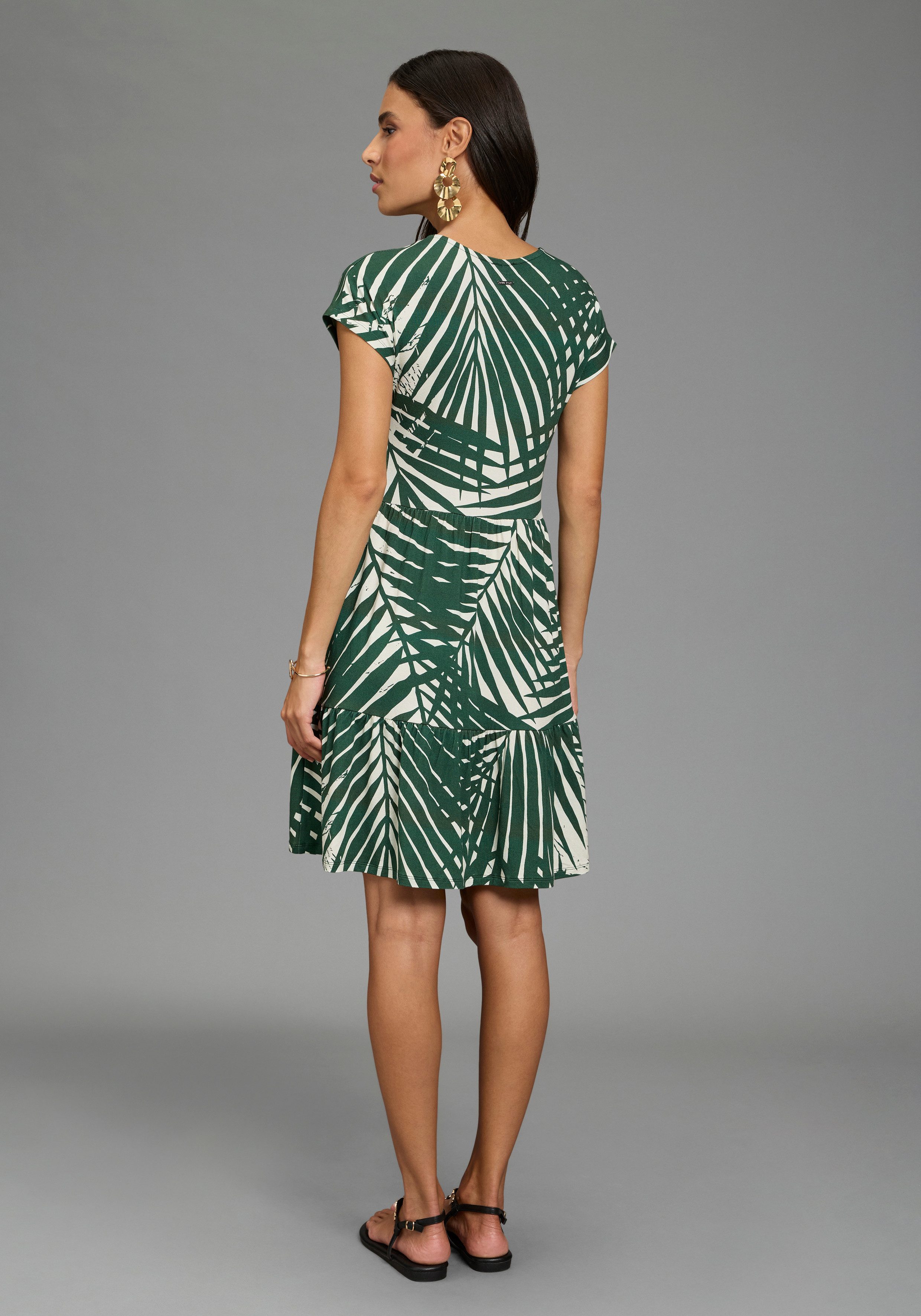 Laura Scott Sommerkleid gemustertes Design, besondere Nahtführung mit Volantsaum