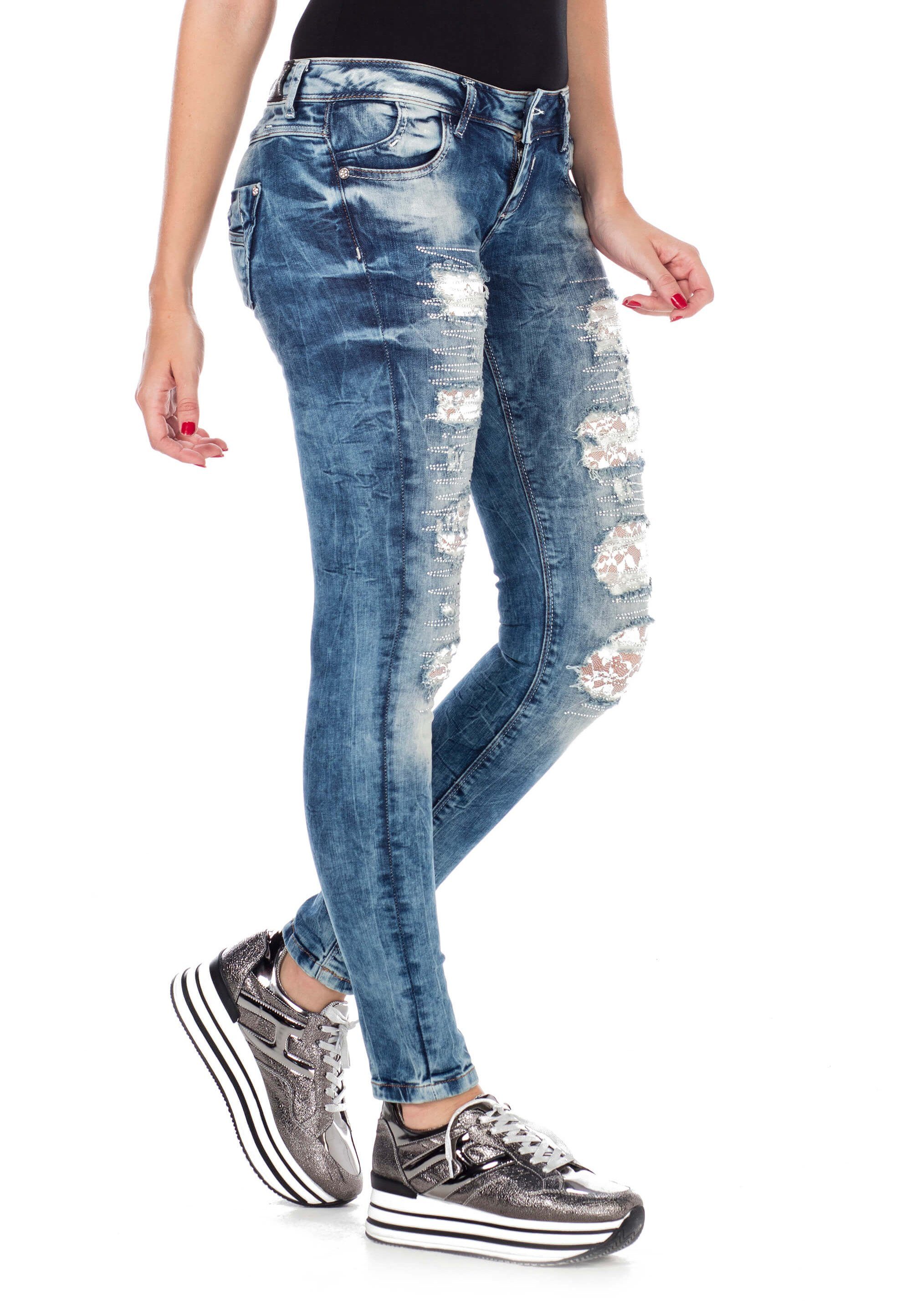 Cipo & Baxx Slim-fit-Jeans mit Glitzer-Elementen im Slim-Fit online kaufen  | OTTO