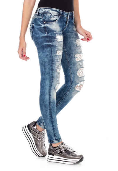 Cipo & Baxx Slim-fit-Jeans mit Glitzer-Elementen im Slim-Fit