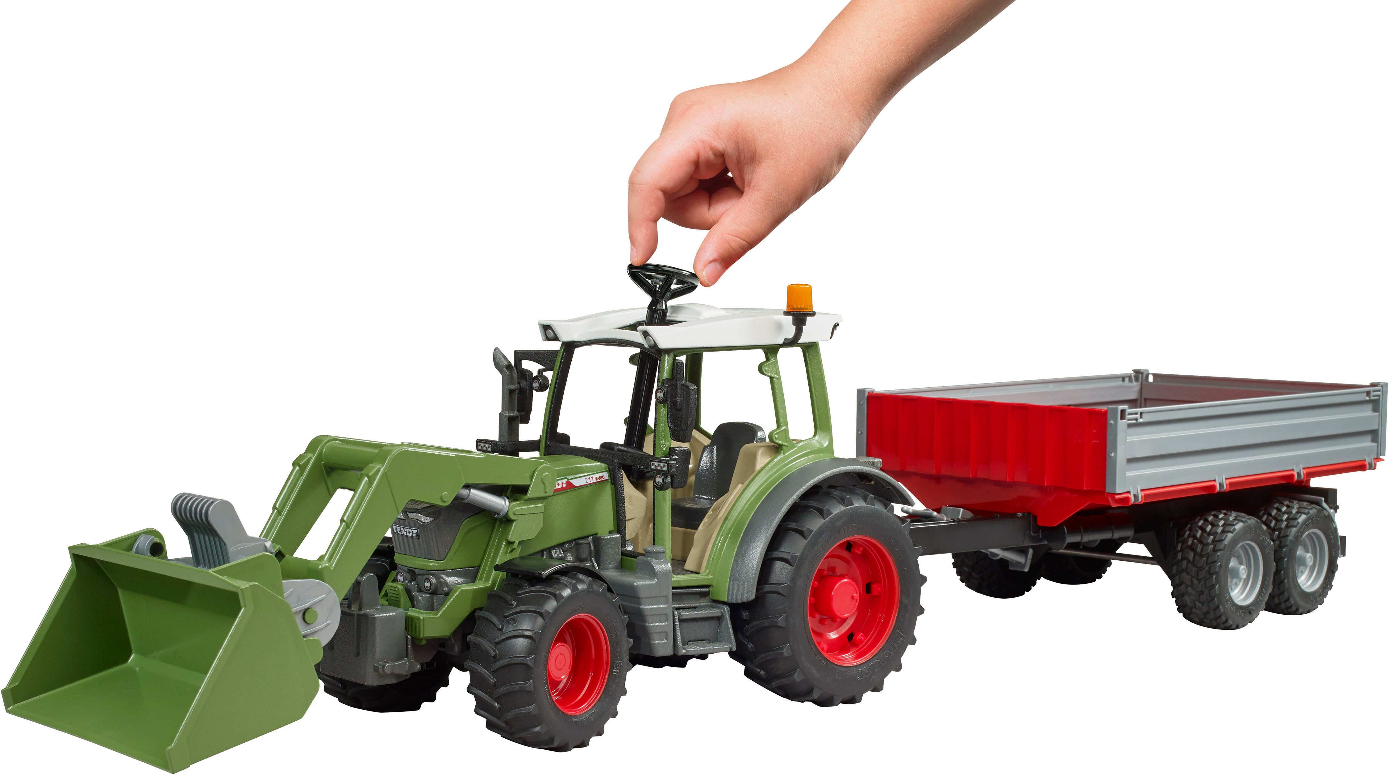Bruder® Spielzeug-Traktor Fendt Vario 211 mit Frontlader und Bordwandhänger günstig online kaufen
