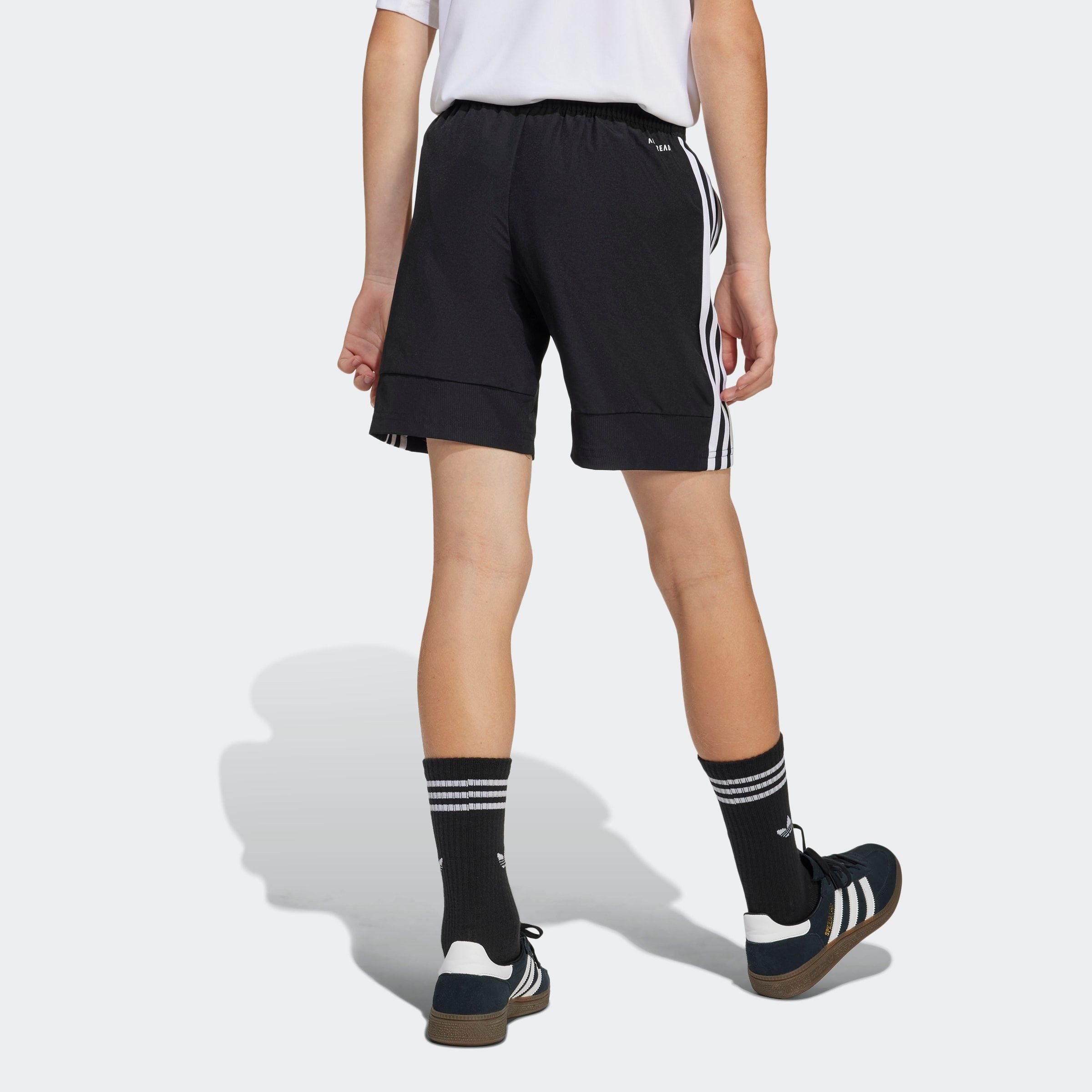 adidas Performance Trainingsshorts TIRO 25 ESSENTIALS WOVEN KIDS – Bild 2 von 5