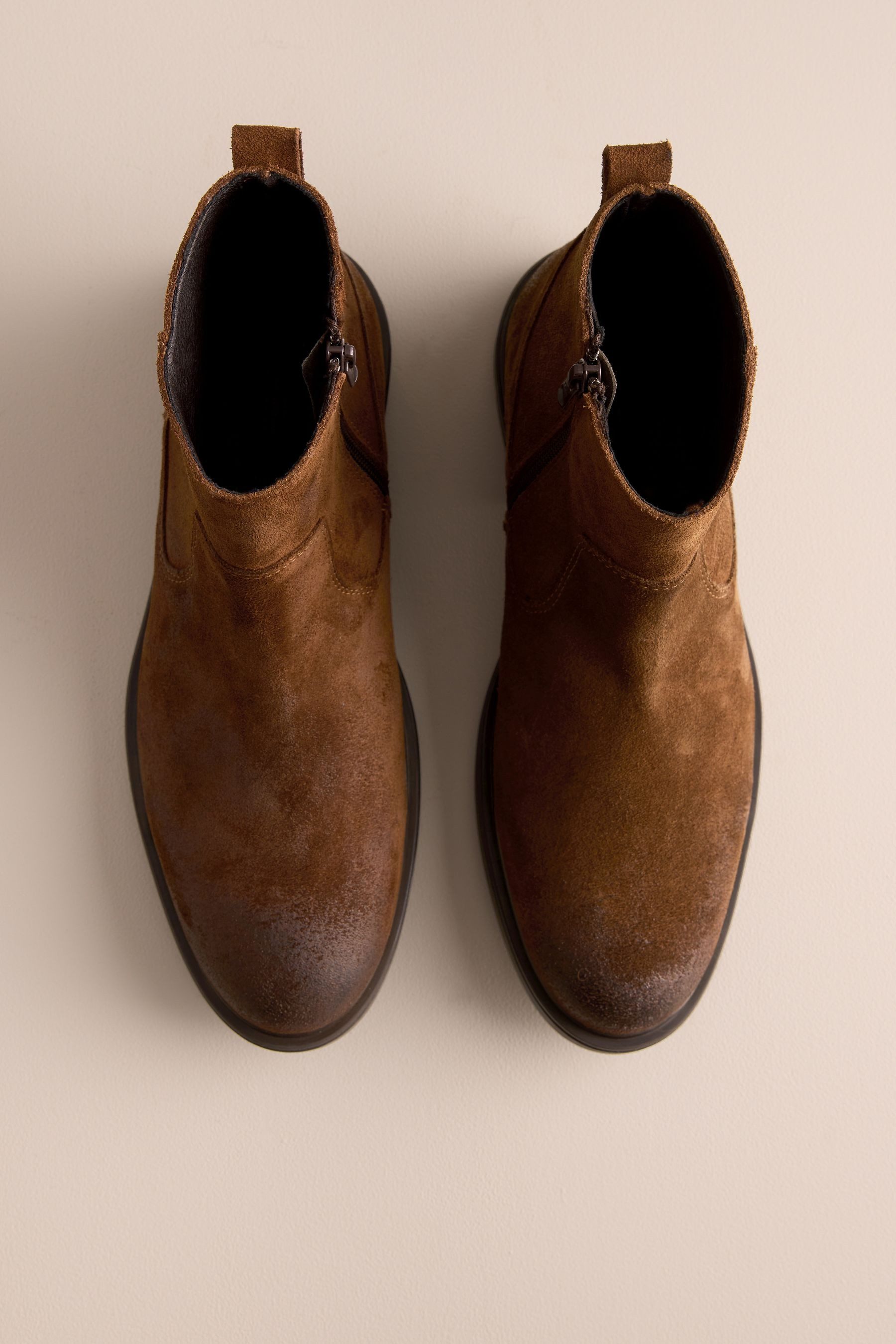 Next Chelsea-Stiefeletten aus Veloursleder mit RV Chelseaboots (1-tlg)