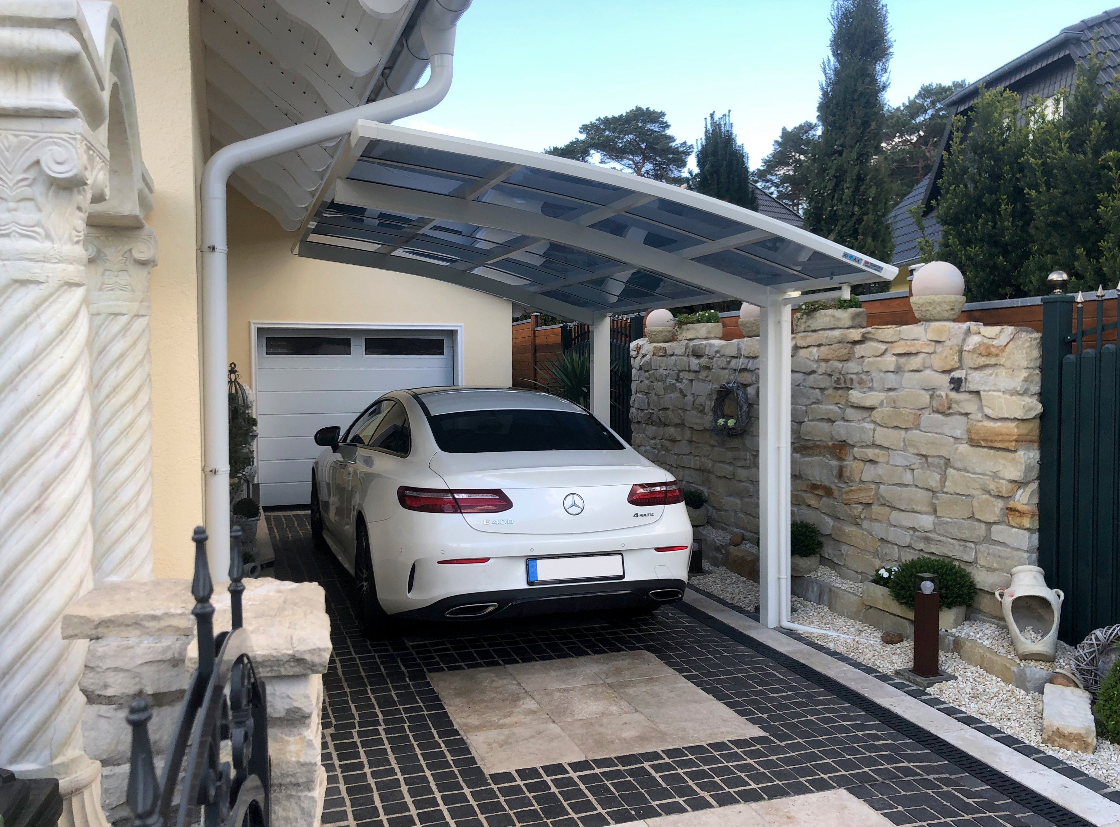 Aluminium Einzelcarport Portoforte 240 cm, 270x495 Ximax Typ Standard-Winterweiss, 80 Einfahrtshöhe, cm BxT: