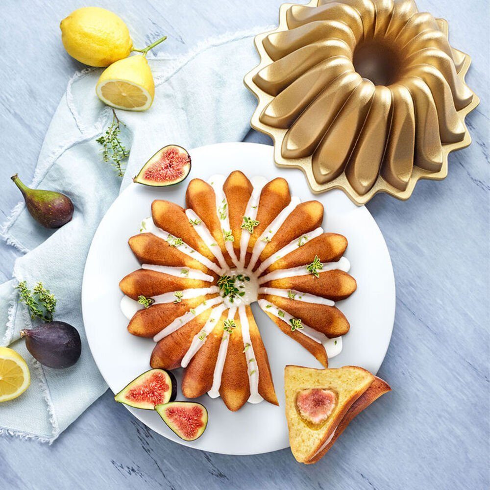 Hagen Grote Backform 3-teiliges Gussaluminium Backformen-Set, (3-tlg), Lotusblüte, Charlotte, Wellen-Rechteck