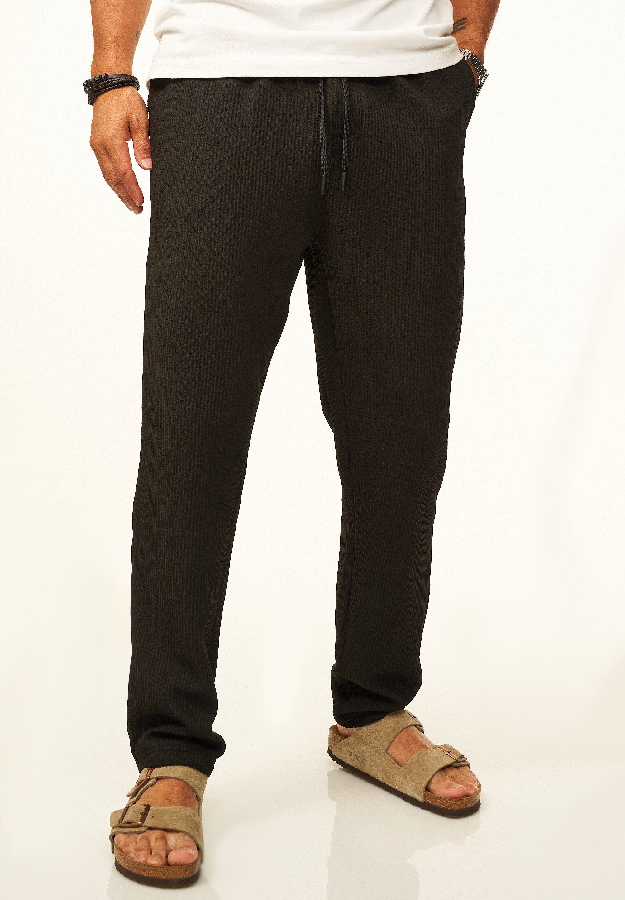Stoffhose im Chinohose Stil mit Gummibund & Kordel als Sommerhose