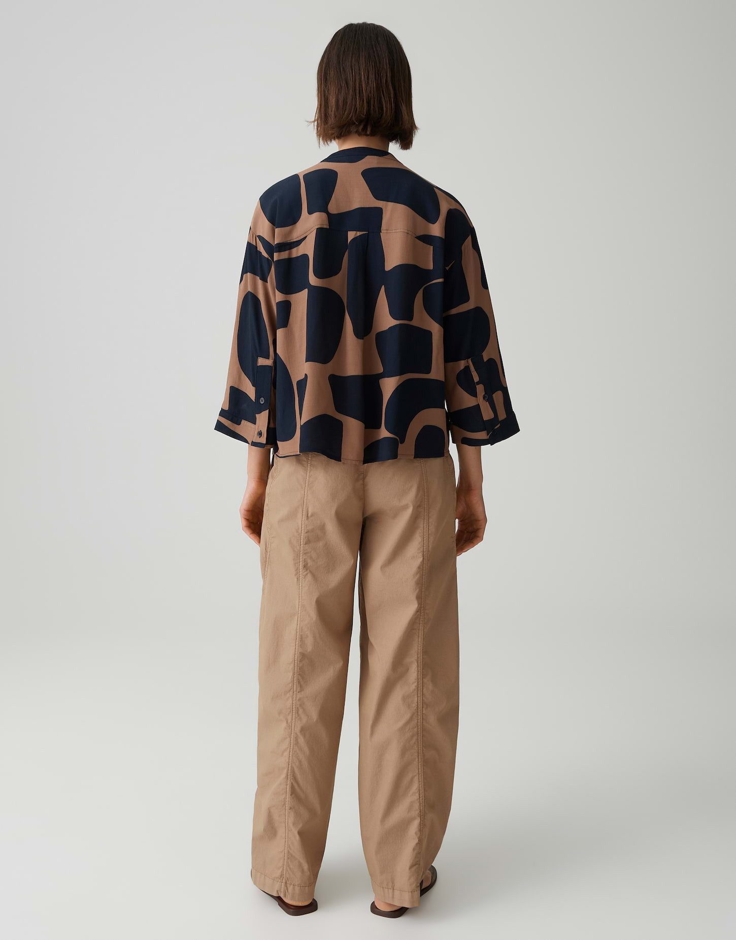 OPUS PANTS Anzughose Moira bloomy Praktische Taschen runden den entspannten Look ab