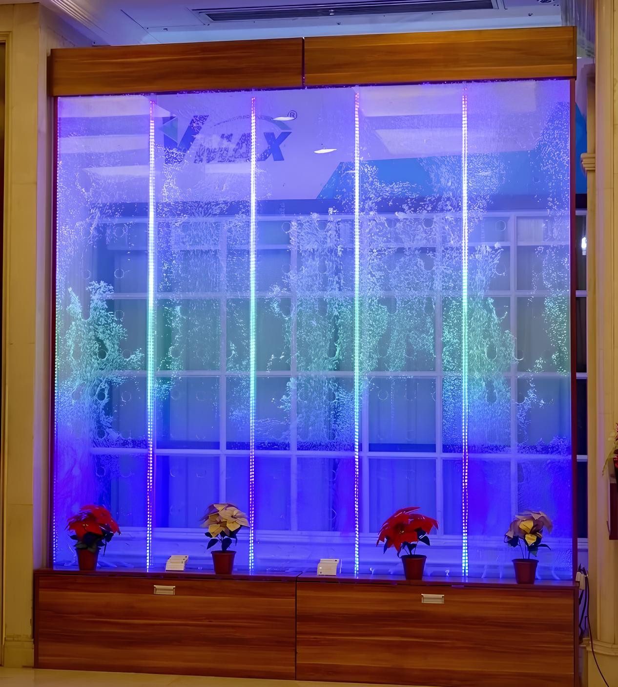JVmoebel Zimmerbrunnen Beleuchtetes Wandpaneel mit Wasserblasen und Farbwechsel, Made in Europa