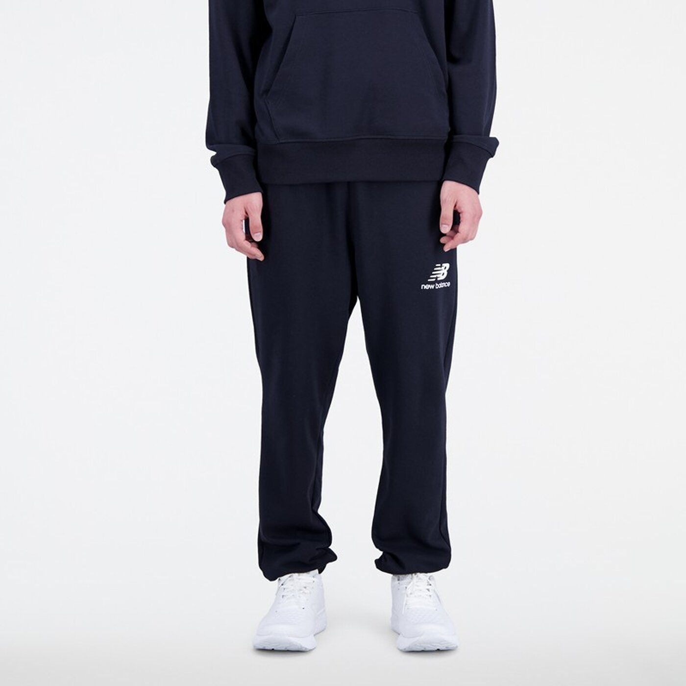 New Balance Sporthose NB Essentials Stacked Logo Sweatpant BK