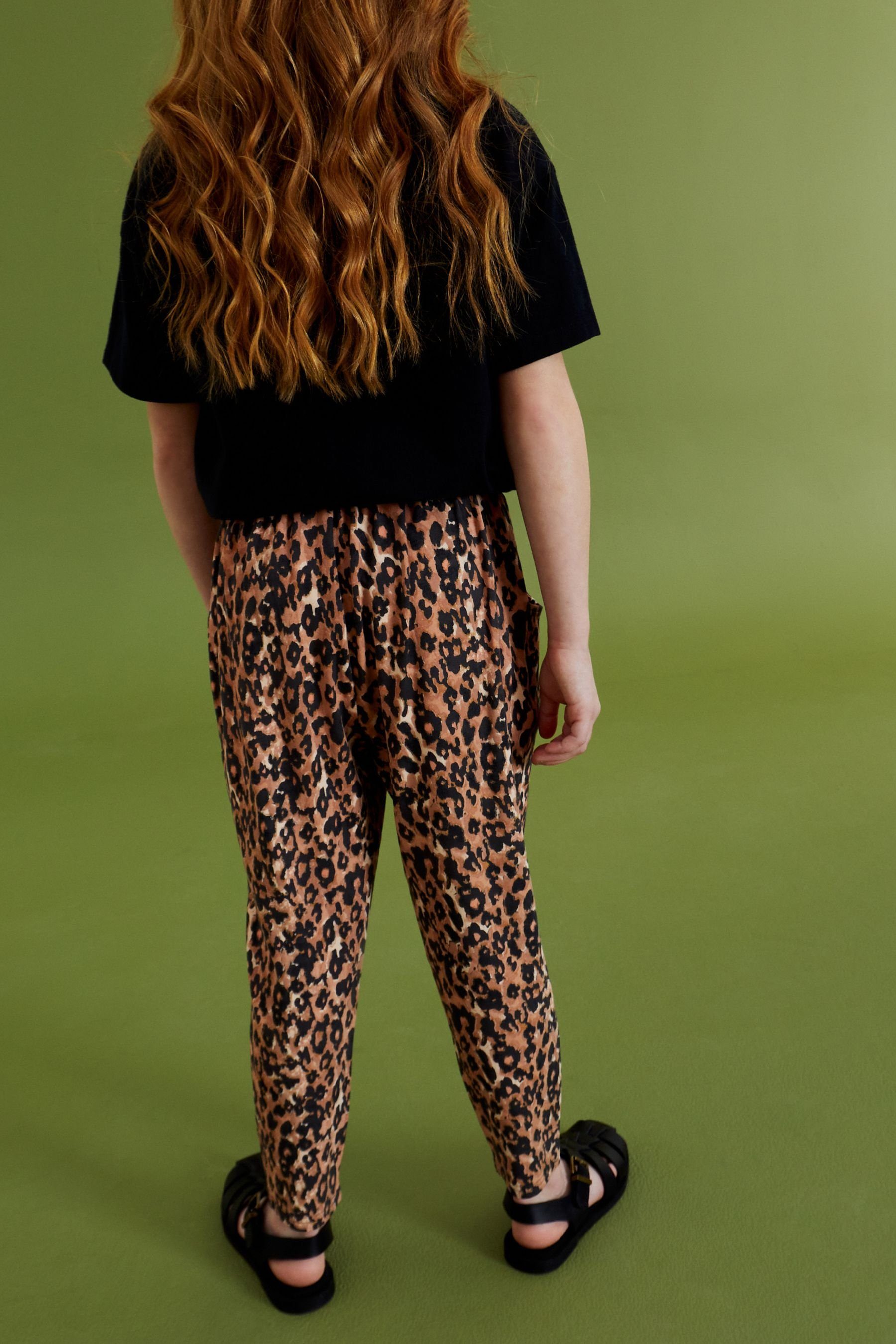 Stretch-Jersey Tropenprint Next (1-tlg) mit Print Schlupfhose Hose Animal aus