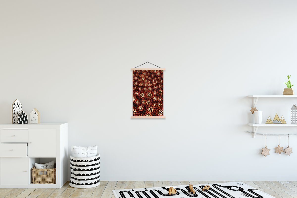 MuchoWow Poster Leopard - Muster - Rot, (1 St), Posterleiste, Textilposter für Wohnzimmer, Bilderleiste, Magnetisch