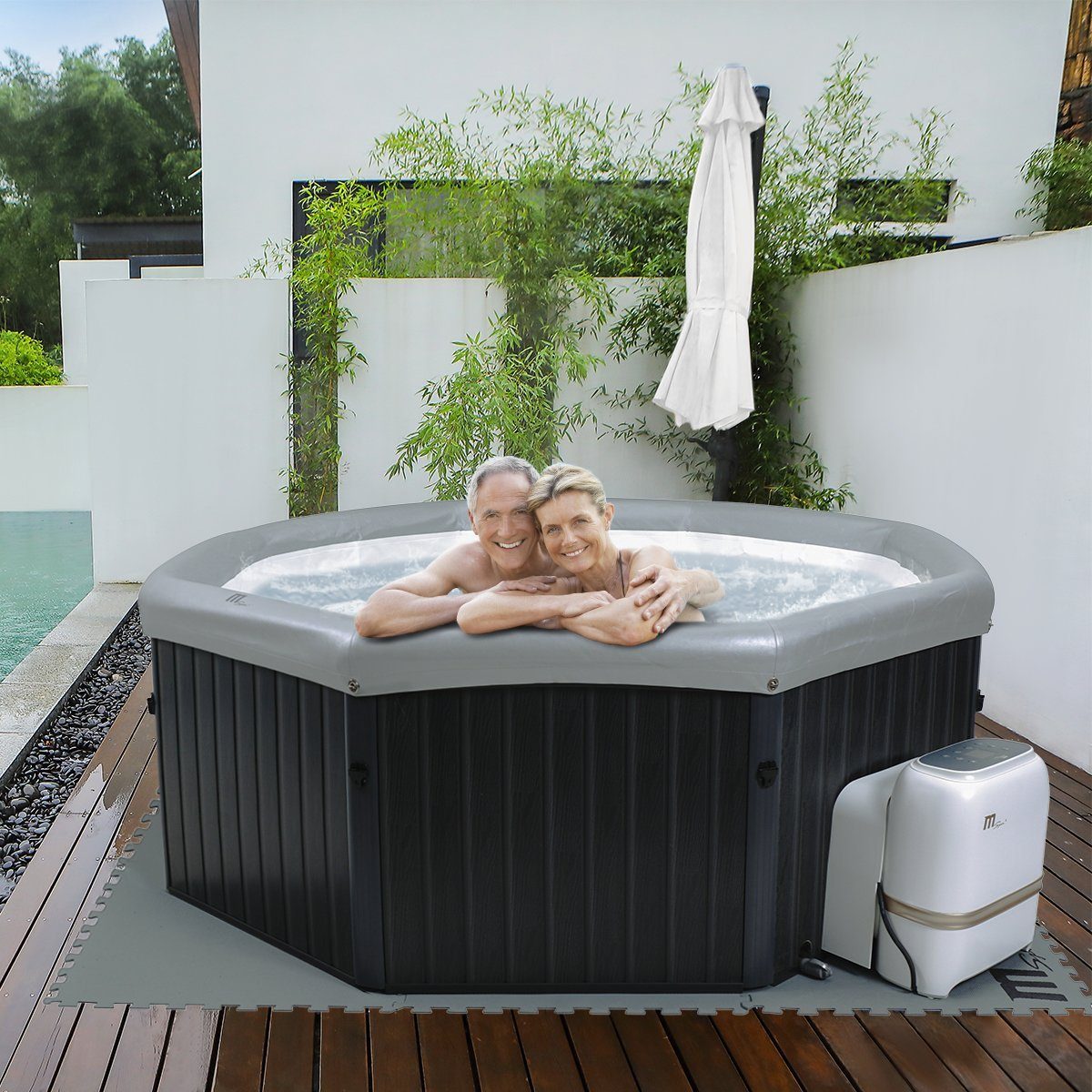 mSpa Whirlpool Whirlpool Frame Tuscany F-TU061 für 6 Personen in  Holz-Optik, (Outdoor - Indoor Luxus Garten Pool - inkl.  Wärmeschutzabdeckung - UV-C Filter - 40 ° C Schnellheizsystem - Rhino-Tech  PVC 
