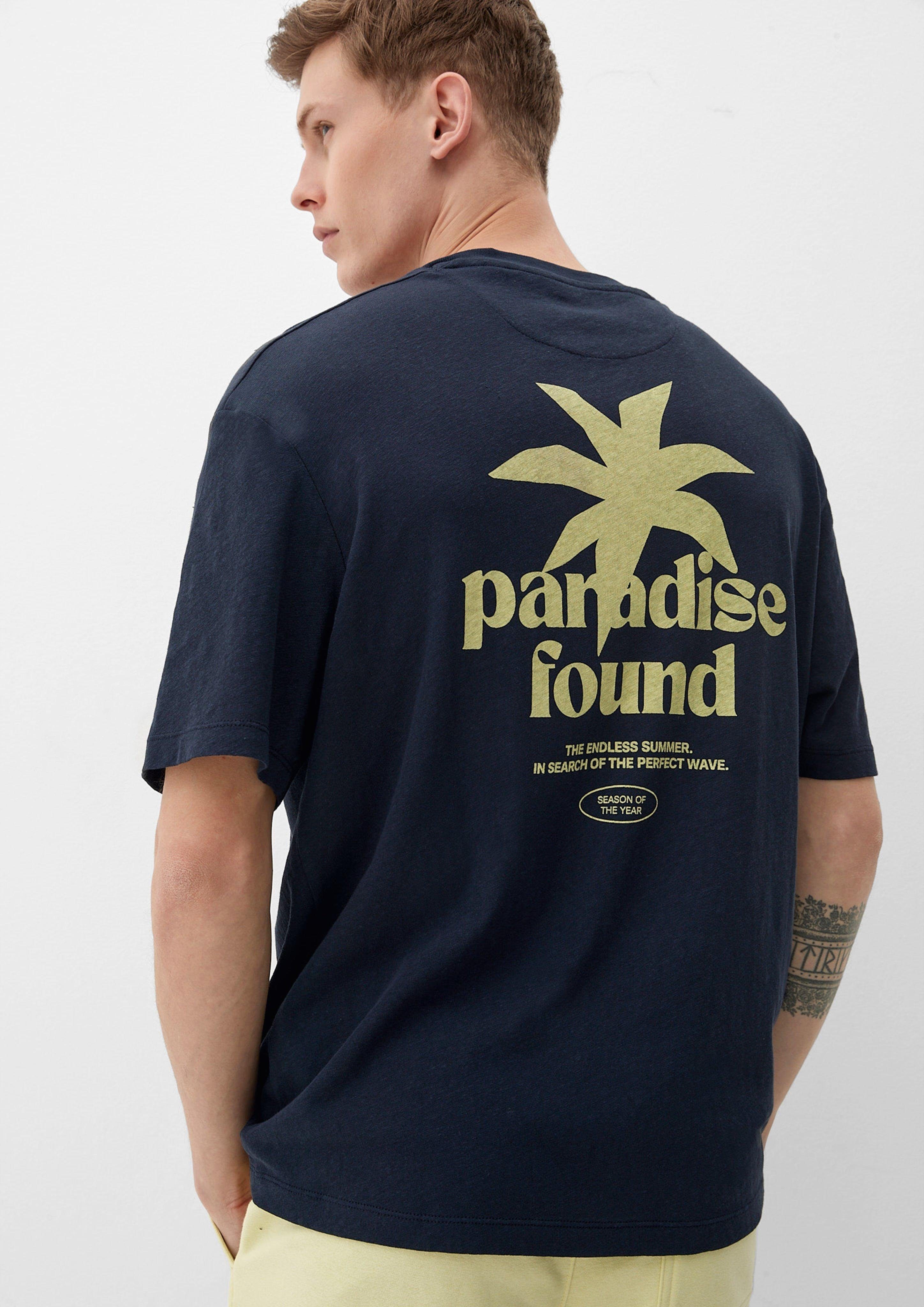 s.Oliver Kurzarmshirt T-Shirt aus Hanfmix mit Rückenprint Artwork navy