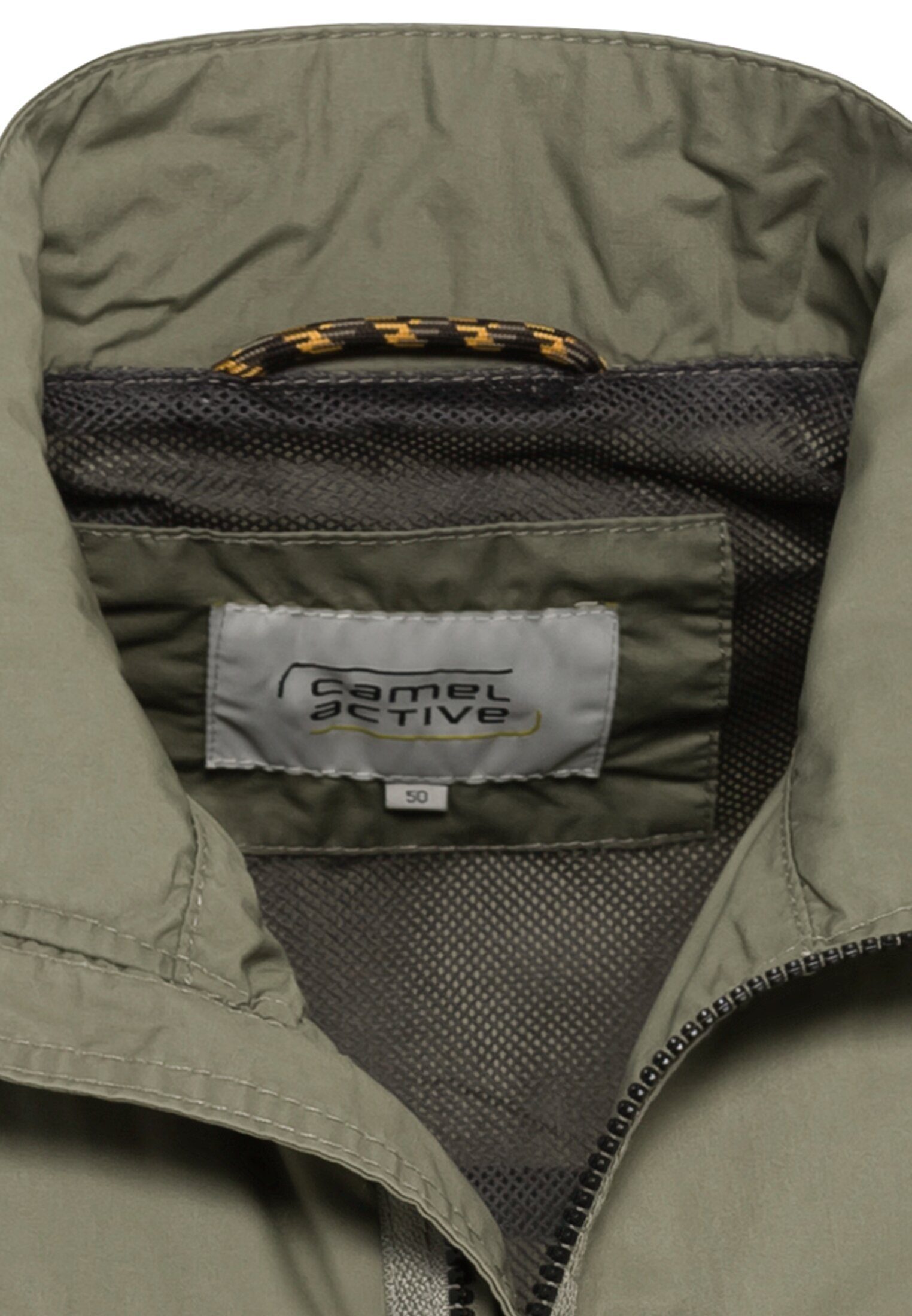 Funktionsweste Stehkragen Khaki active mit camel Weste_Outdoor-Weste