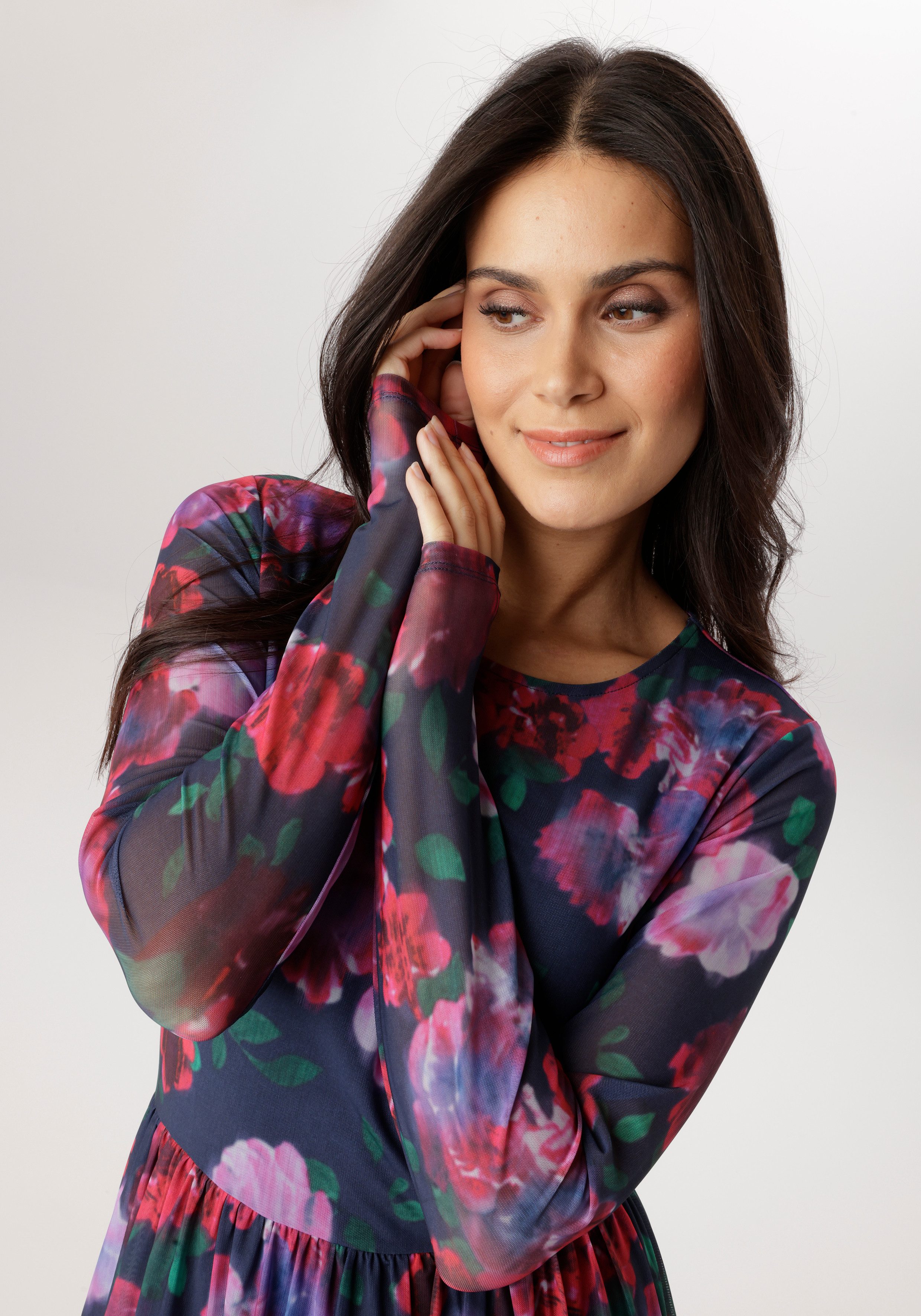 Aniston SELECTED Midikleid in Mesh-Qualität und floralem Batik-Musterung