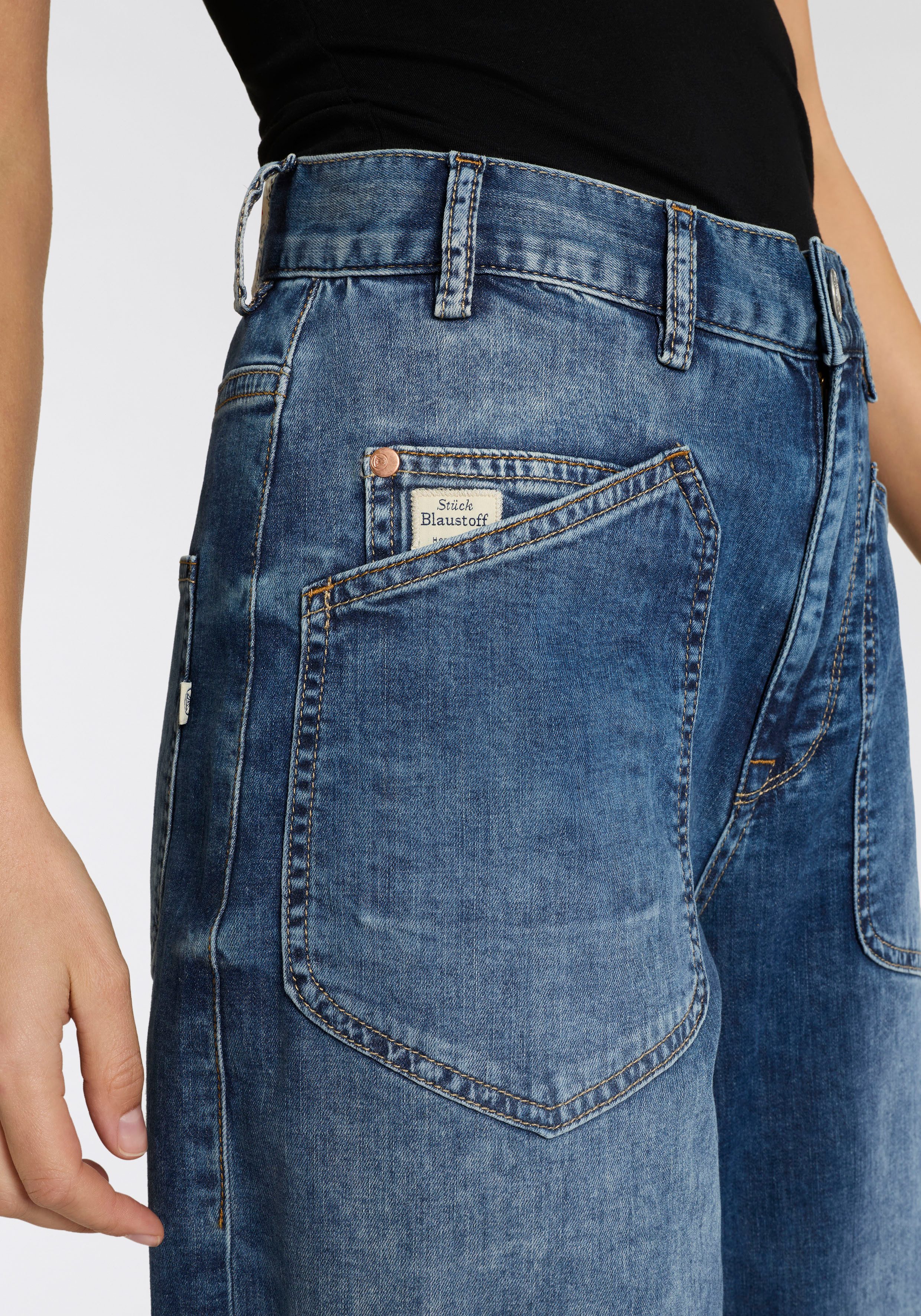 Herrlicher Loose-fit-Jeans Meryll Denim Light O-Shape mit aufgesetzten Taschen