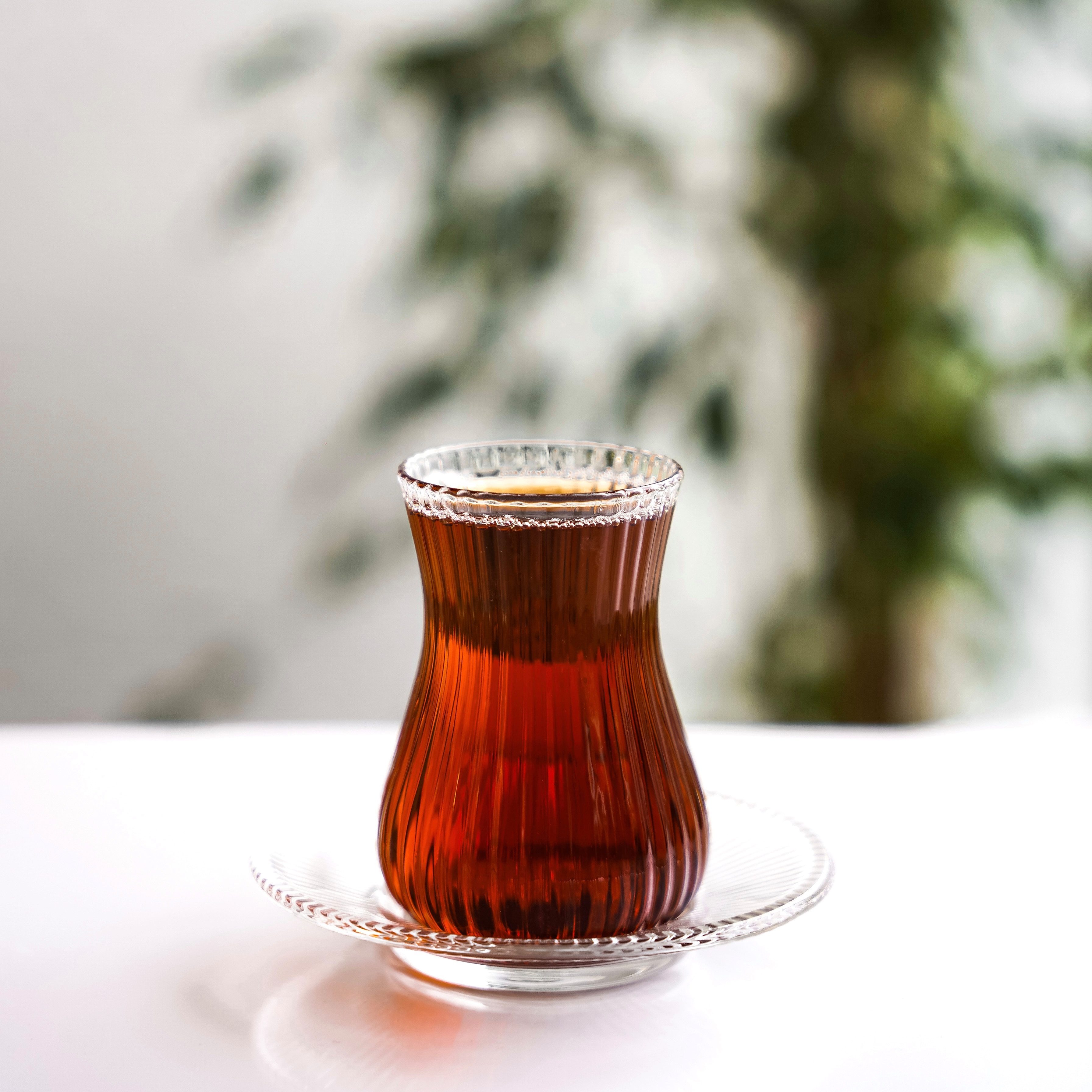 Mulex Teeglas Style Teegläser mit Untertassen - 6er-Set im Relief-Design, 150 ml, 12-tlg., Glas