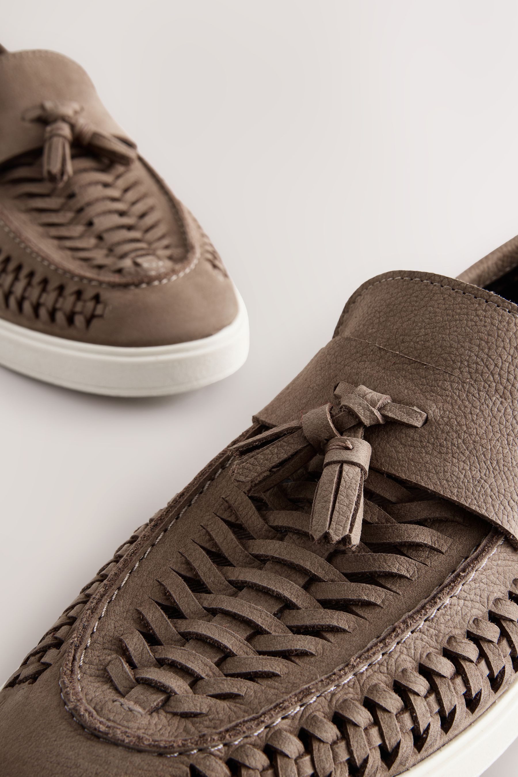 Next Cupsole-Slipper aus Leder in Flechtoptik günstig online kaufen