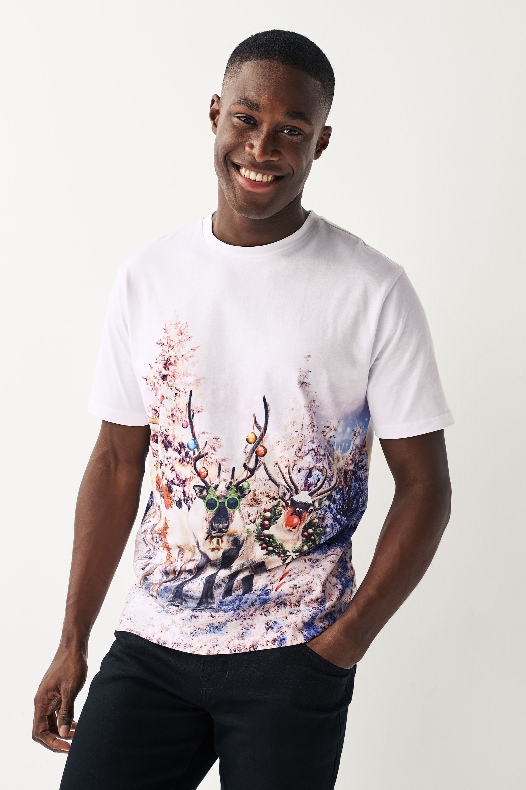 Next T-Shirt Weihnachtsmotiv Photographic Tree mit White Print-Shirt (1-tlg)