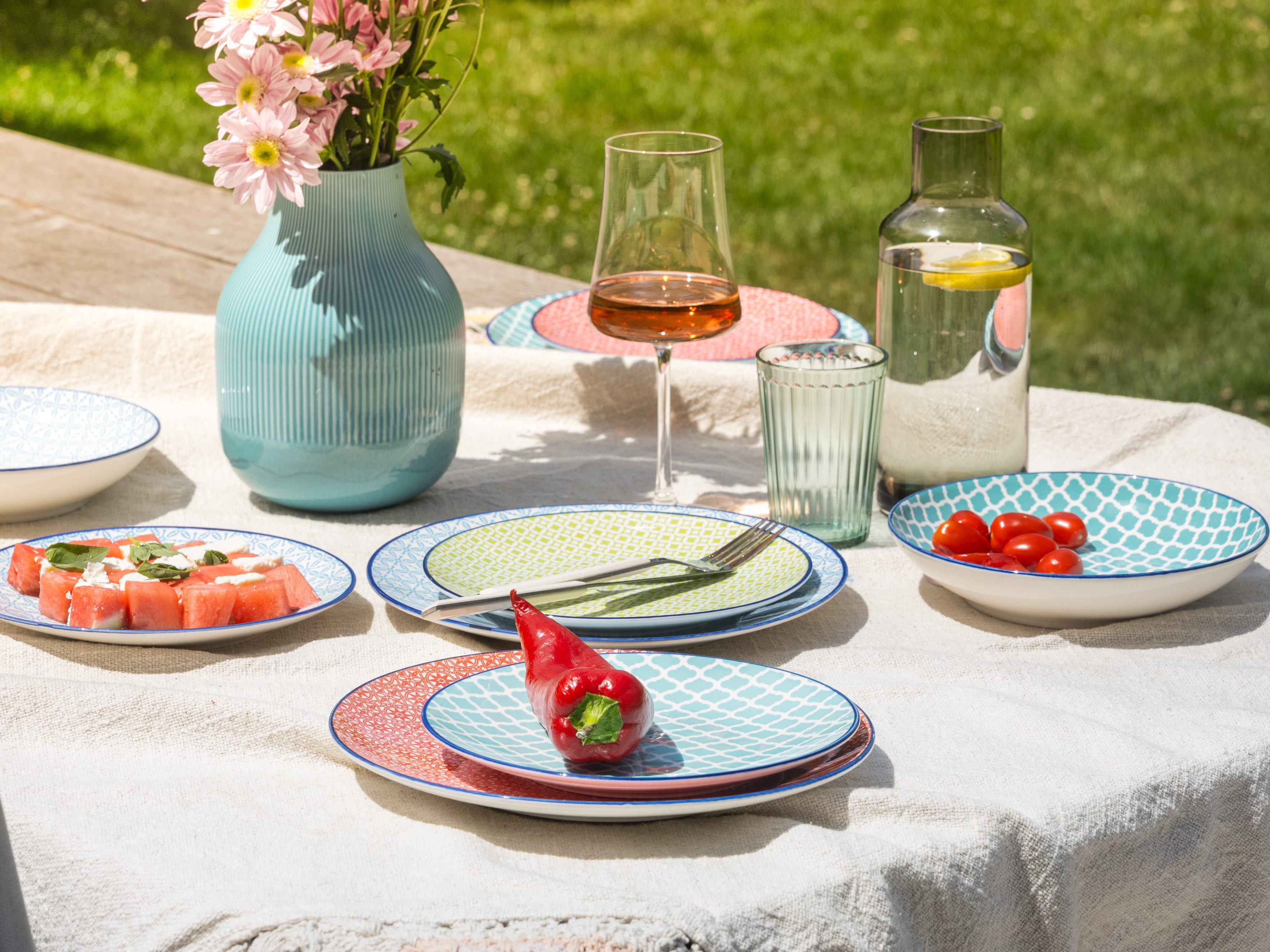 CreaTable Teller-Set Mediterran (12-tlg), 4 Personen, Steinzeug, Teller Set, traditionelle, keramische Motive
