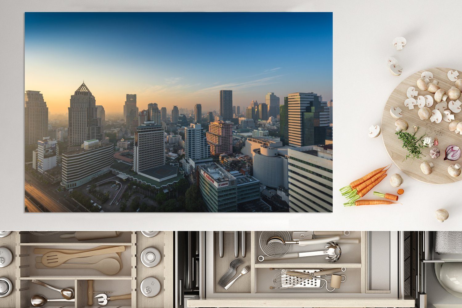 (1 Schutz Vinyl, Herdblende-/Abdeckplatte tlg), cm, Thailand Skyline, 81x52 Ceranfeldabdeckung die Bangkok küche, für MuchoWow - - Induktionskochfeld