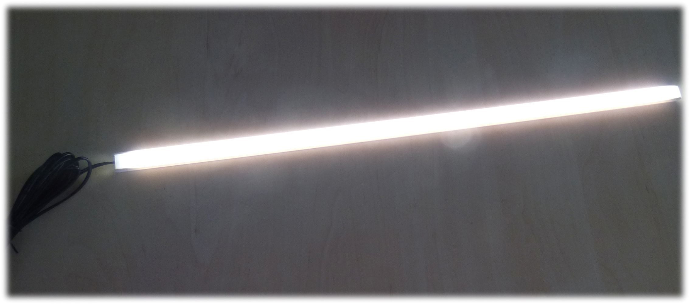 XENON LED Wandleuchte 7908 LED Light Stick für Dreieck 3 x 500mm 12V Netzteil Neutral Weiß, Xenon / Neutral Weiß