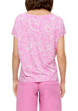 s.Oliver Kurzarmshirt Viskose-Shirt mit All-over-Print im Relaxed Fit