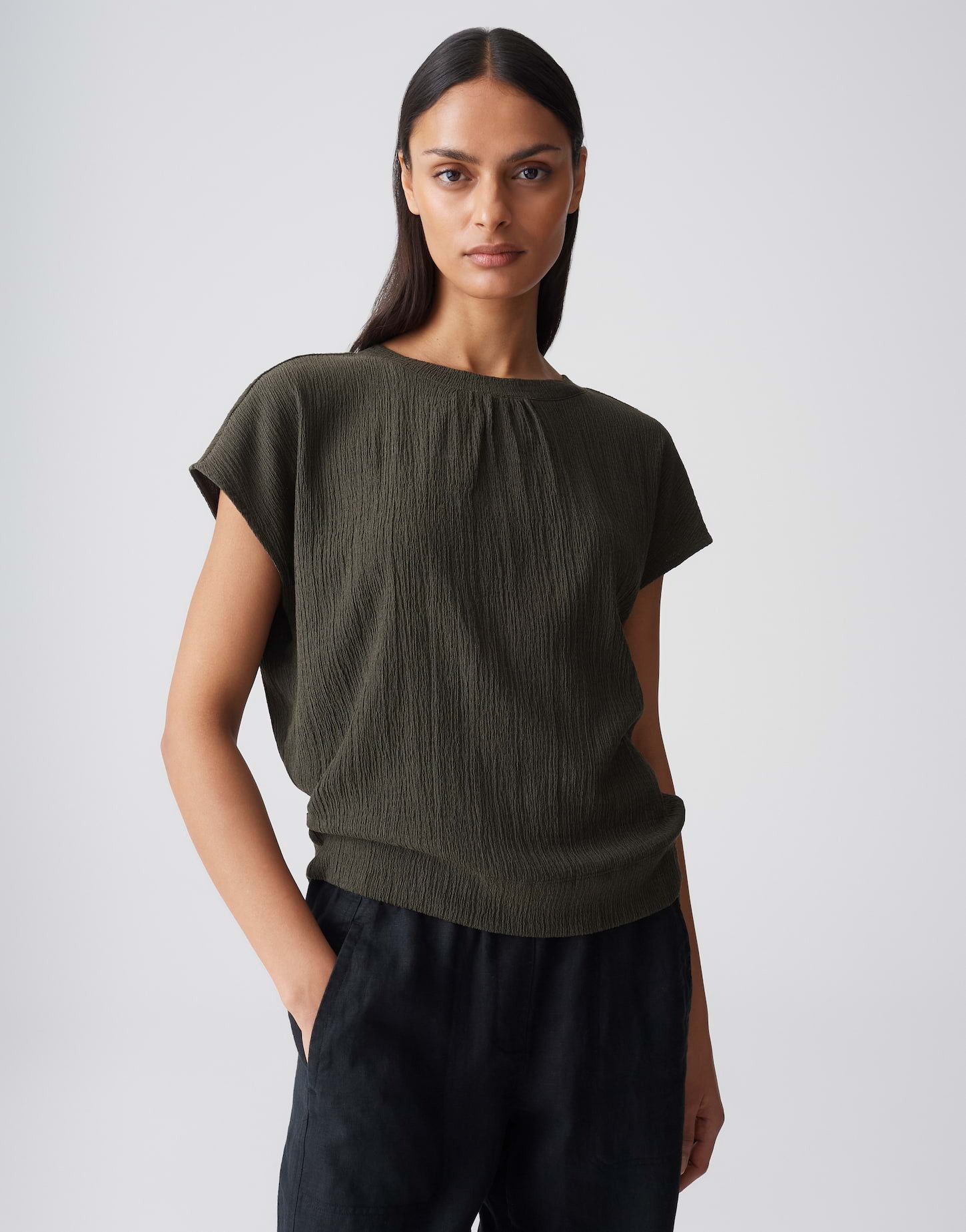 OPUS Kurzarmshirt Salti aus weichem Jersey mit Crinkle Effekt Zarte Falten geben dem Look eine lockere Leichtigkeit