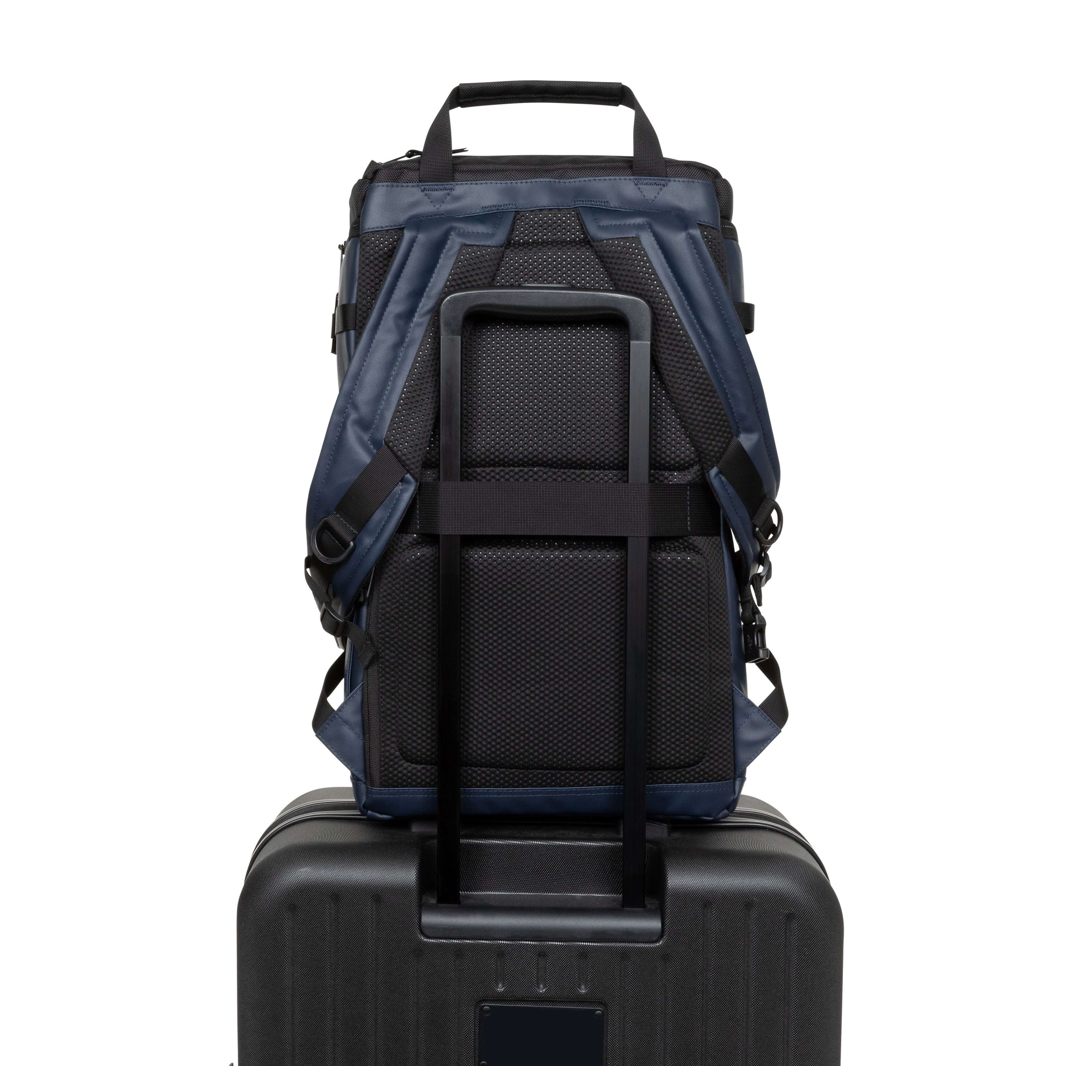Eastpak Freizeitrucksack Tecum Top, Unisex Travelrucksack, Reiserucksack mit Logo-Aufnäher