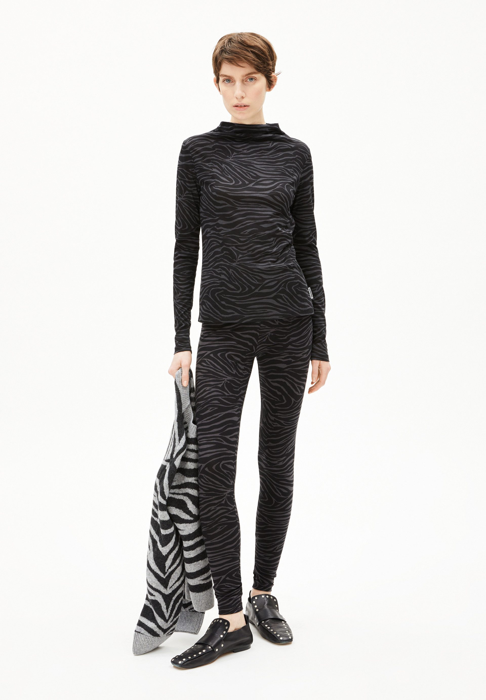 Armedangels Longsleeve CALUNAA ZEBRARAA Longsleeve aus Bio-Baumwolle Slim Fit