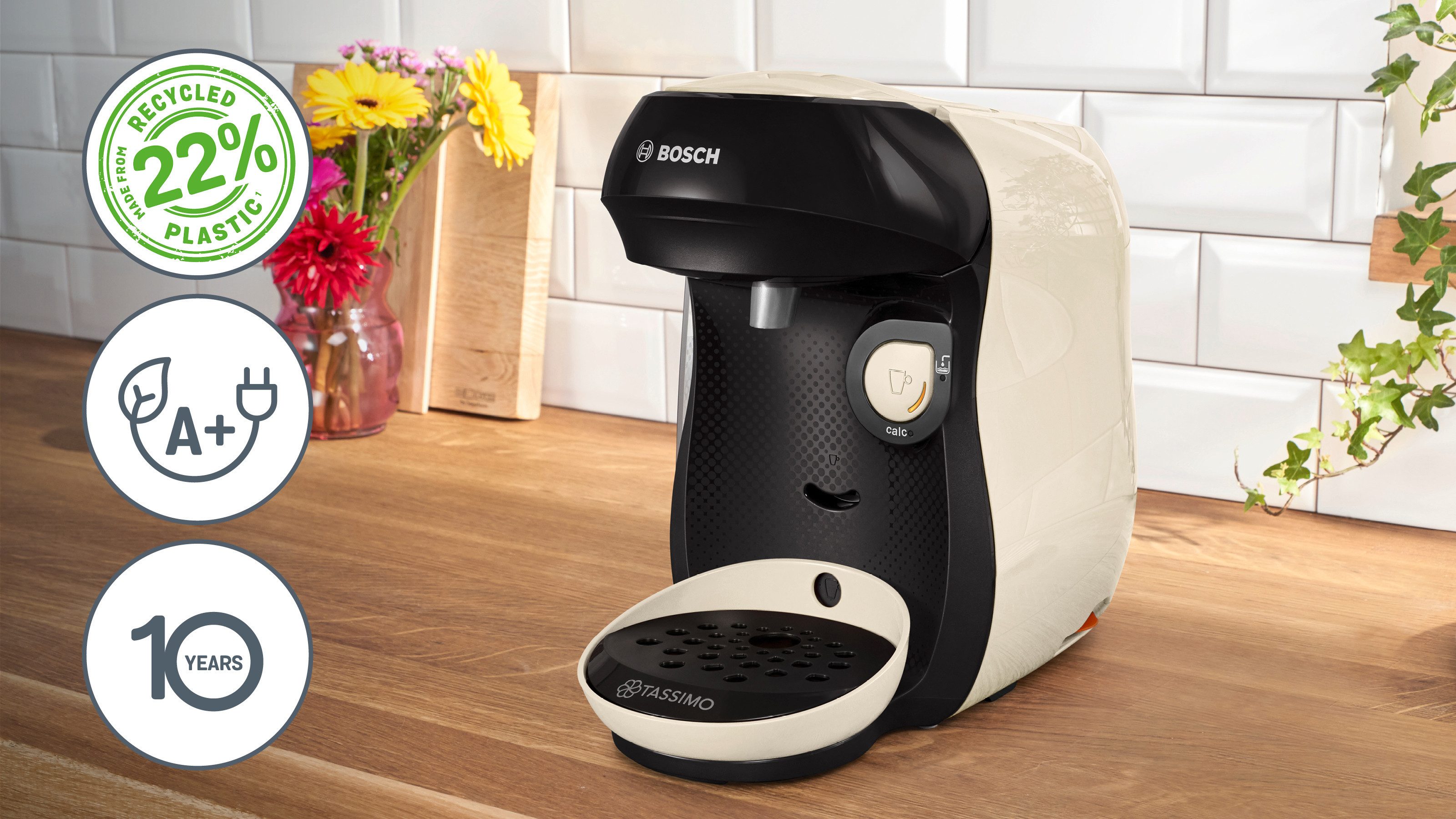 TASSIMO Kapselmaschine happy friendly TAS107E, über 70 Getränke, platzsparend, geeignet für alle Tassen, Wassertank 0,7 L, schwarz