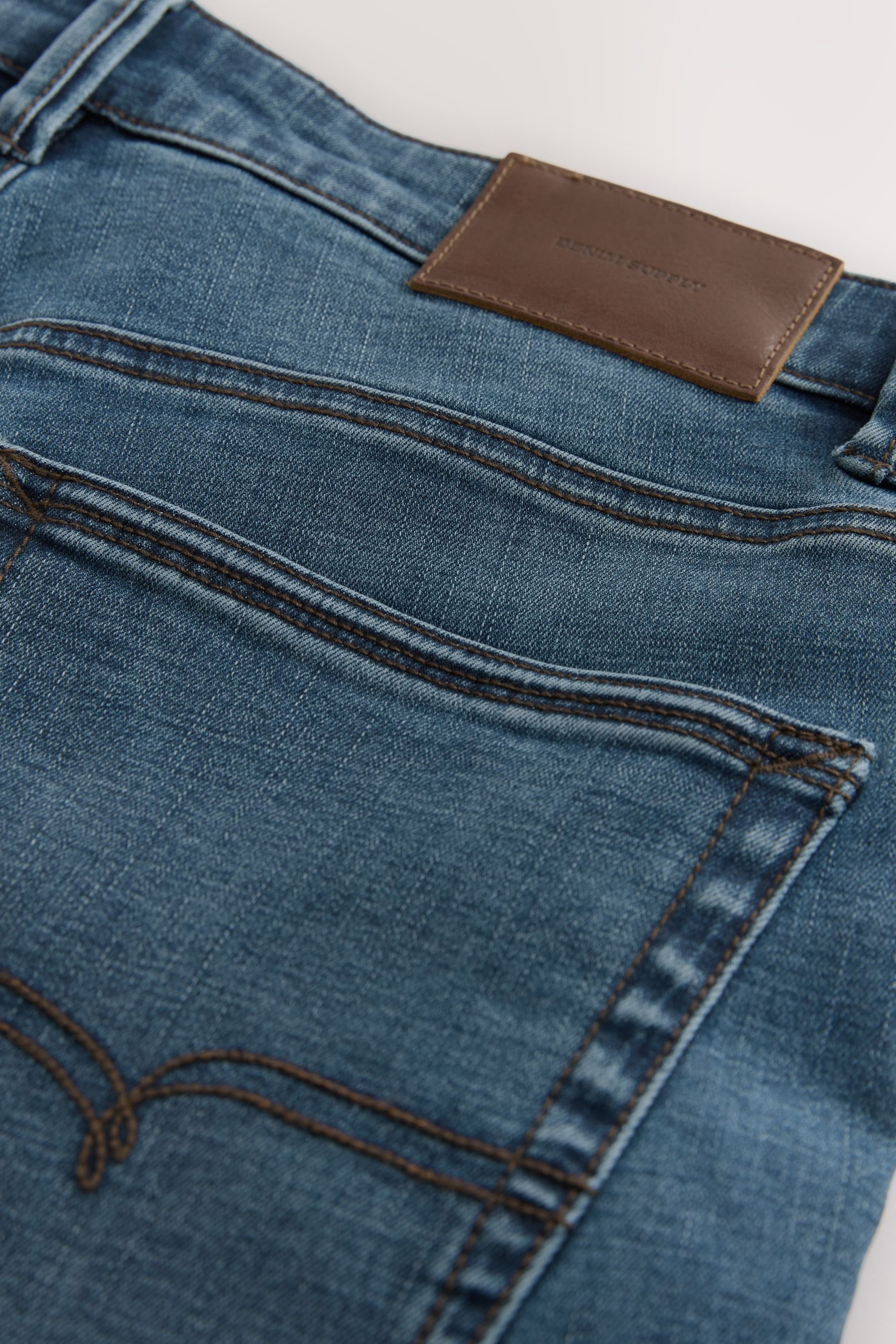 Next Straight-Jeans Straight Fit Motionflex Jeans (1-tlg)