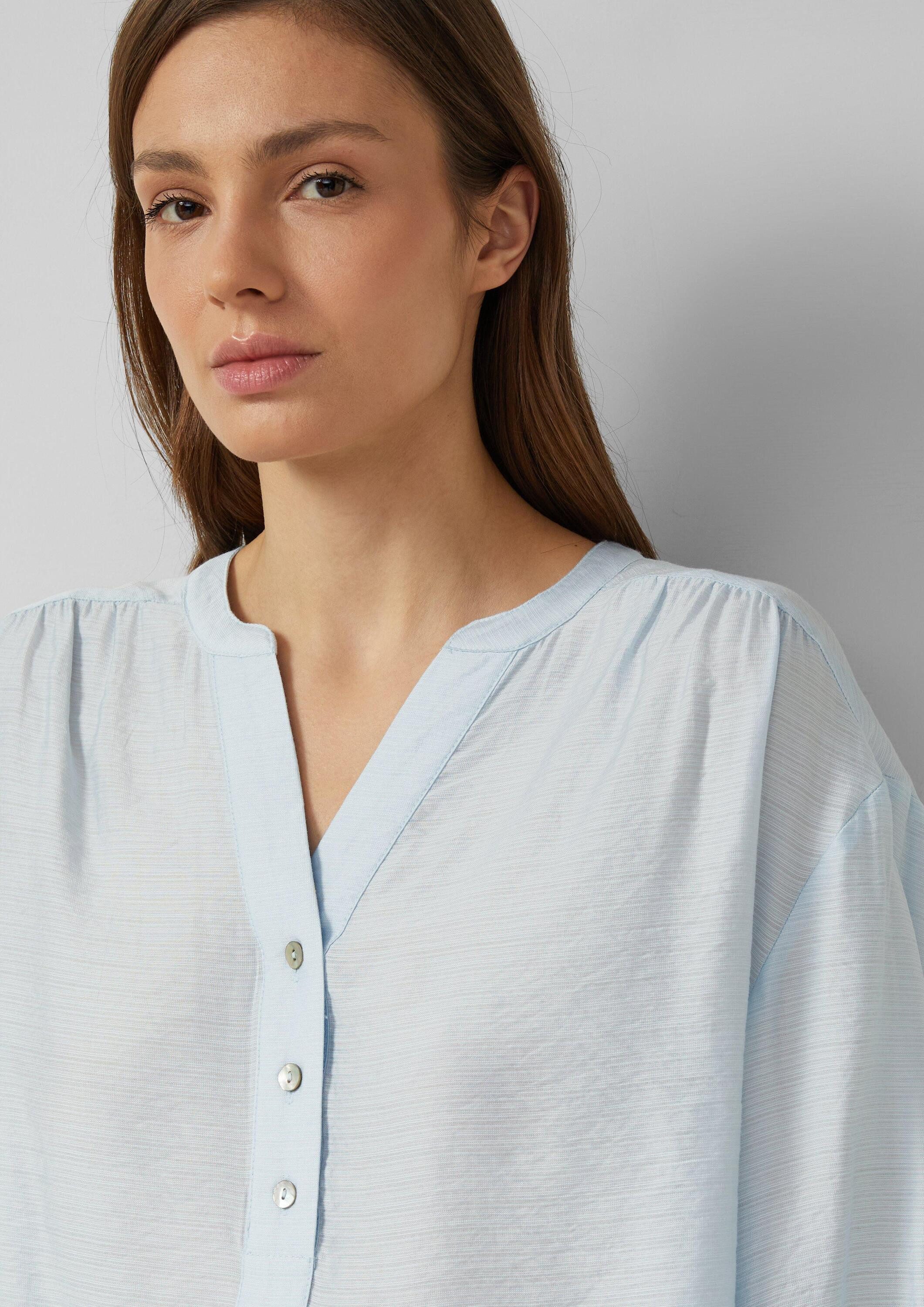 s.Oliver Kurzarmbluse Bluse Verkürzte Bluse aus Viskosemix – Bild 4 von 5