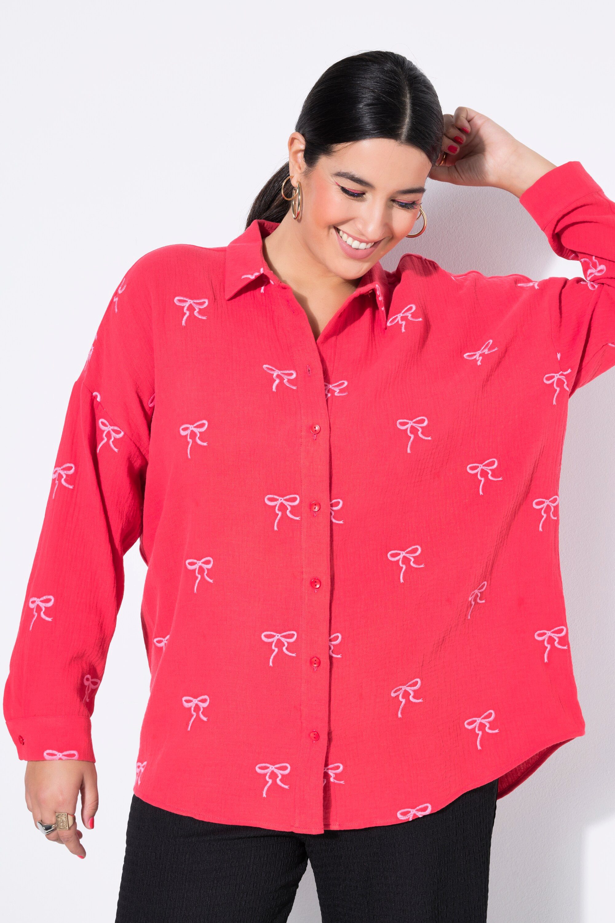 Hemdbluse Hemdbluse oversized Musselin Stick-Schleifen