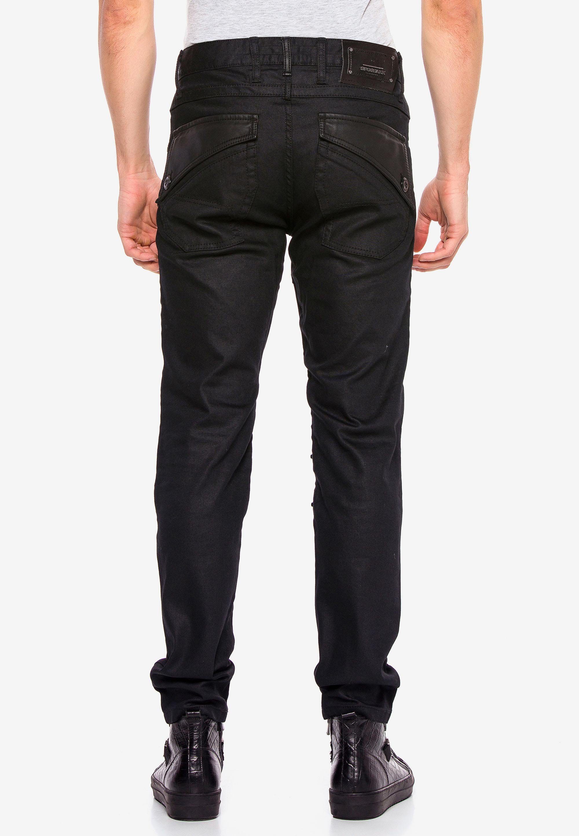 Reißverschlussapplikationen Cipo mit & Baxx coolen Straight-Jeans