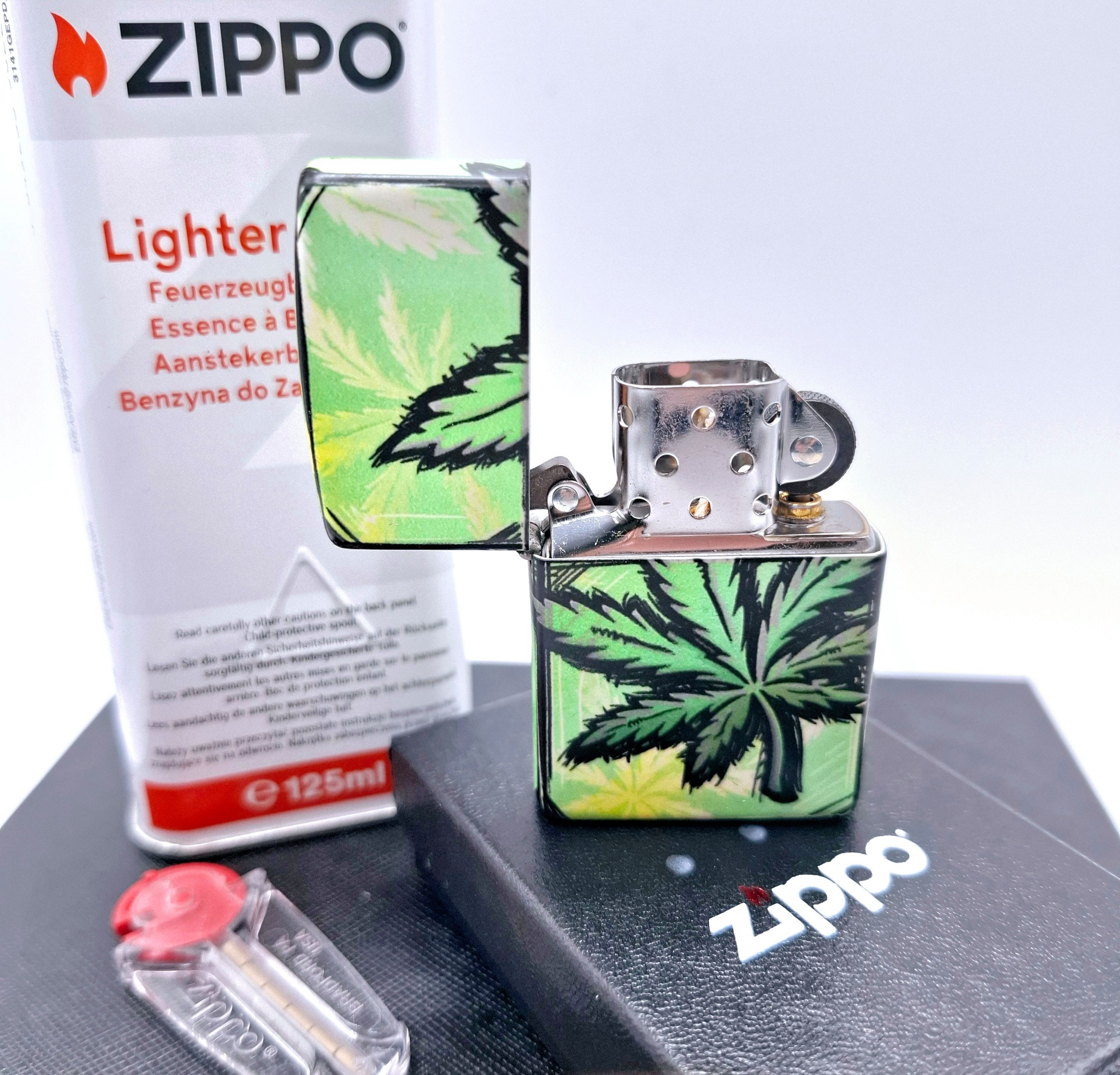 Zippo Feuerzeug color 540° Glowing Cannabis Glow in the Dark green im Geschenkset, made in USA – Bild 2 von 5