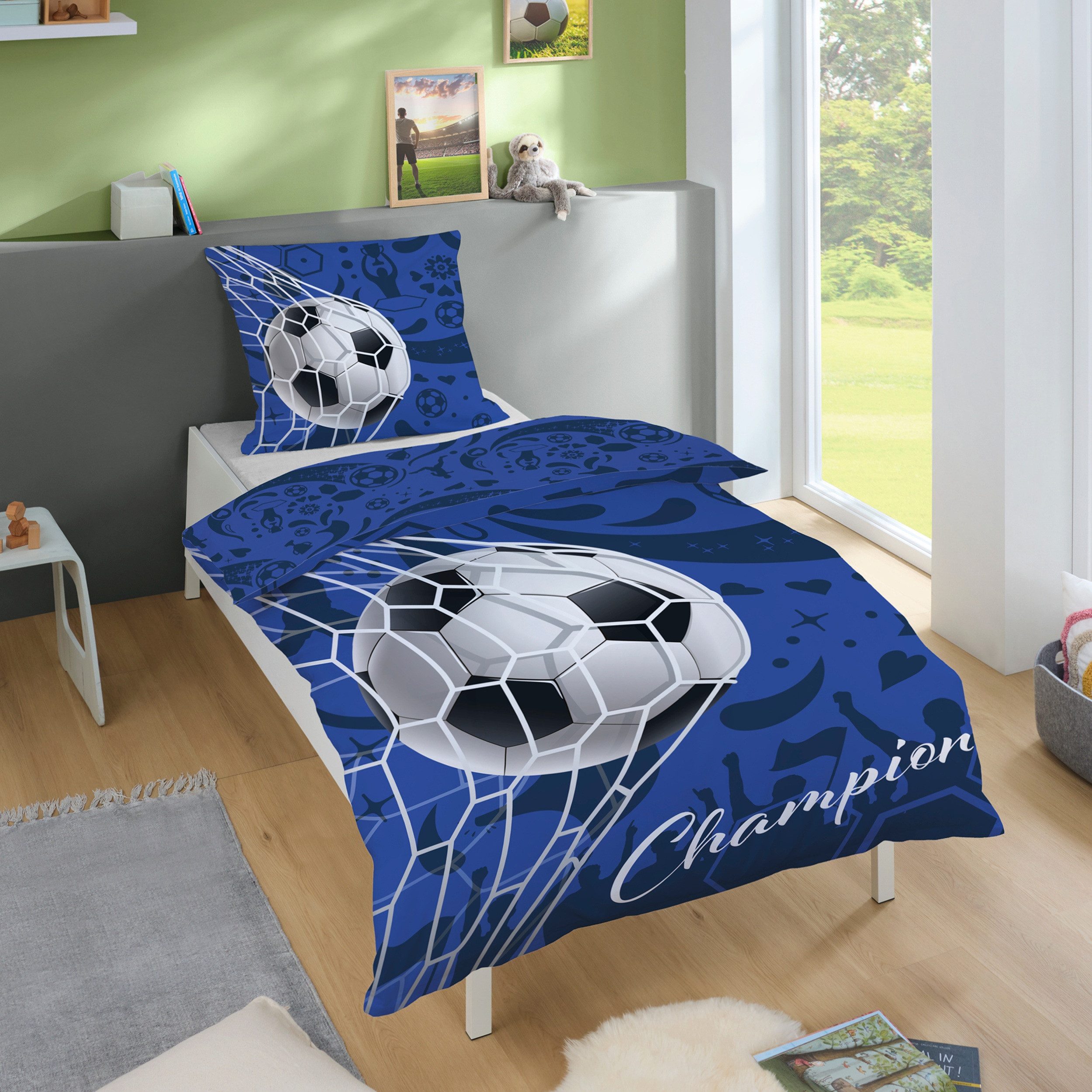 Familando Kinderbettwäsche Fußball, Set 135x200 80x80 cm, 100% Baumwolle, Reißverschluss, Renforcé, 2 teilig, mit Schriftzug und Wendeseite
